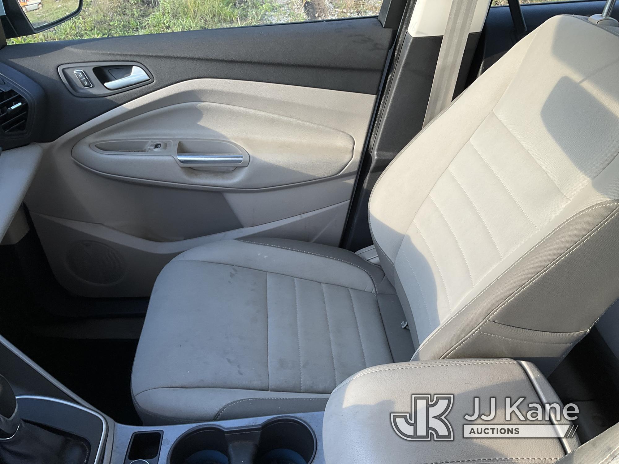 (Bellport, NY) 2016 Ford C-Max Hybrid 4-Door Hatch Back Runs & Moves, Stop Safely Warning On, Bad Ba