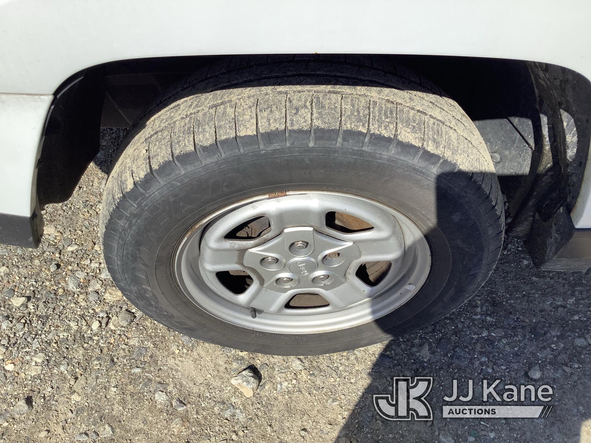 (Shrewsbury, MA) 2014 Jeep Patriot 4x4 4-Door Sport Utility Vehicle Runs & Moves) (Rust Damage