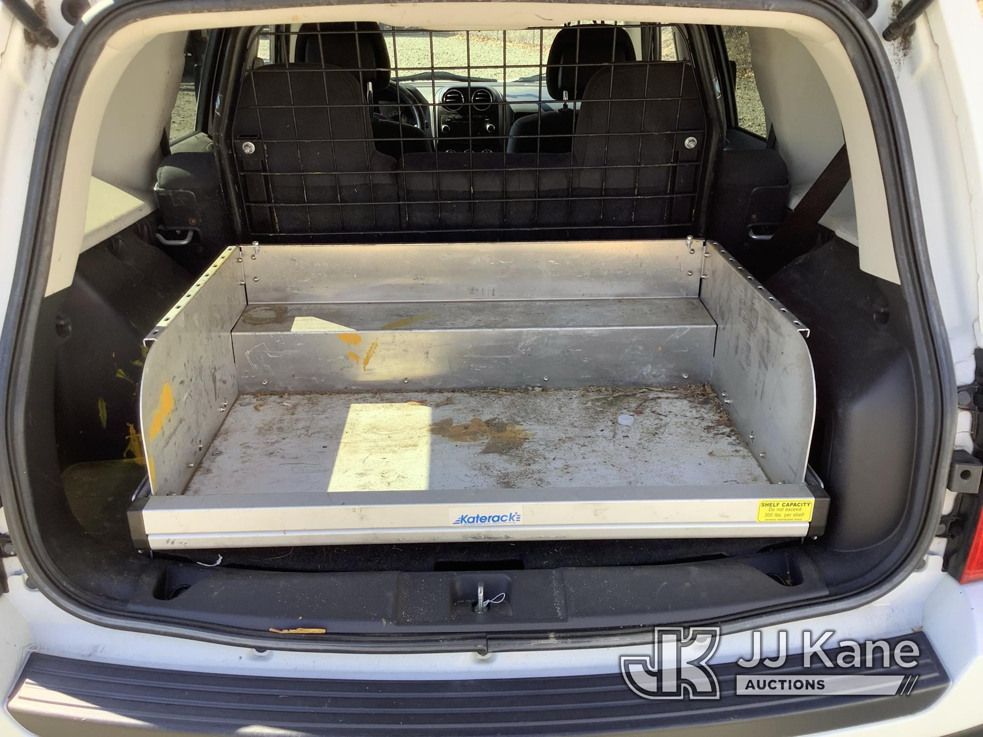 (Shrewsbury, MA) 2014 Jeep Patriot 4x4 4-Door Sport Utility Vehicle Runs & Moves) (Rust Damage