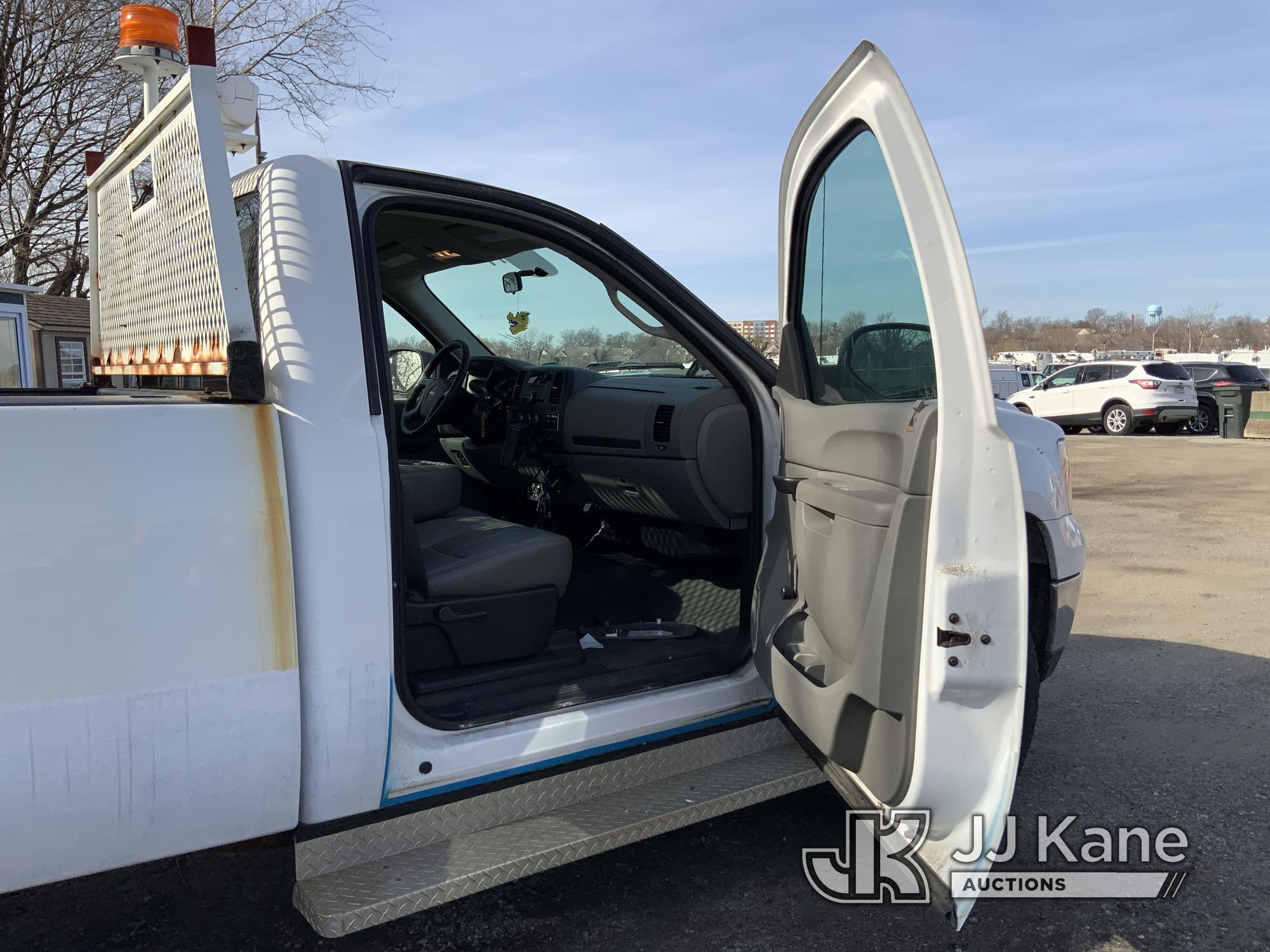 (Plymouth Meeting, PA) 2012 GMC Sierra 2500HD 4x4 Pickup Truck Runs & Moves, Body & Rust Damage, Fra