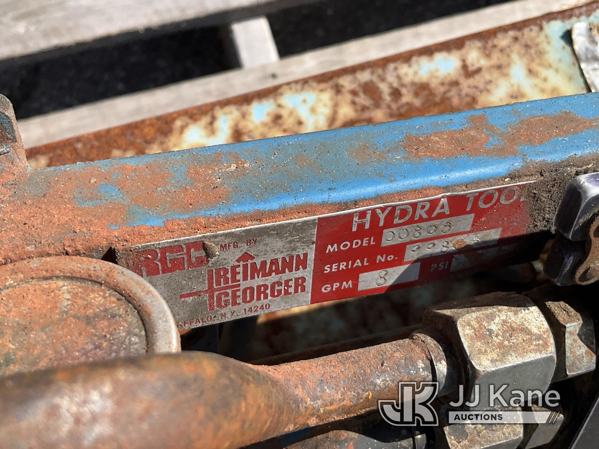 (Wells, ME) Reimann Georger Hydraulic Chainsaw NOTE: This unit is being sold AS IS/WHERE IS via Time