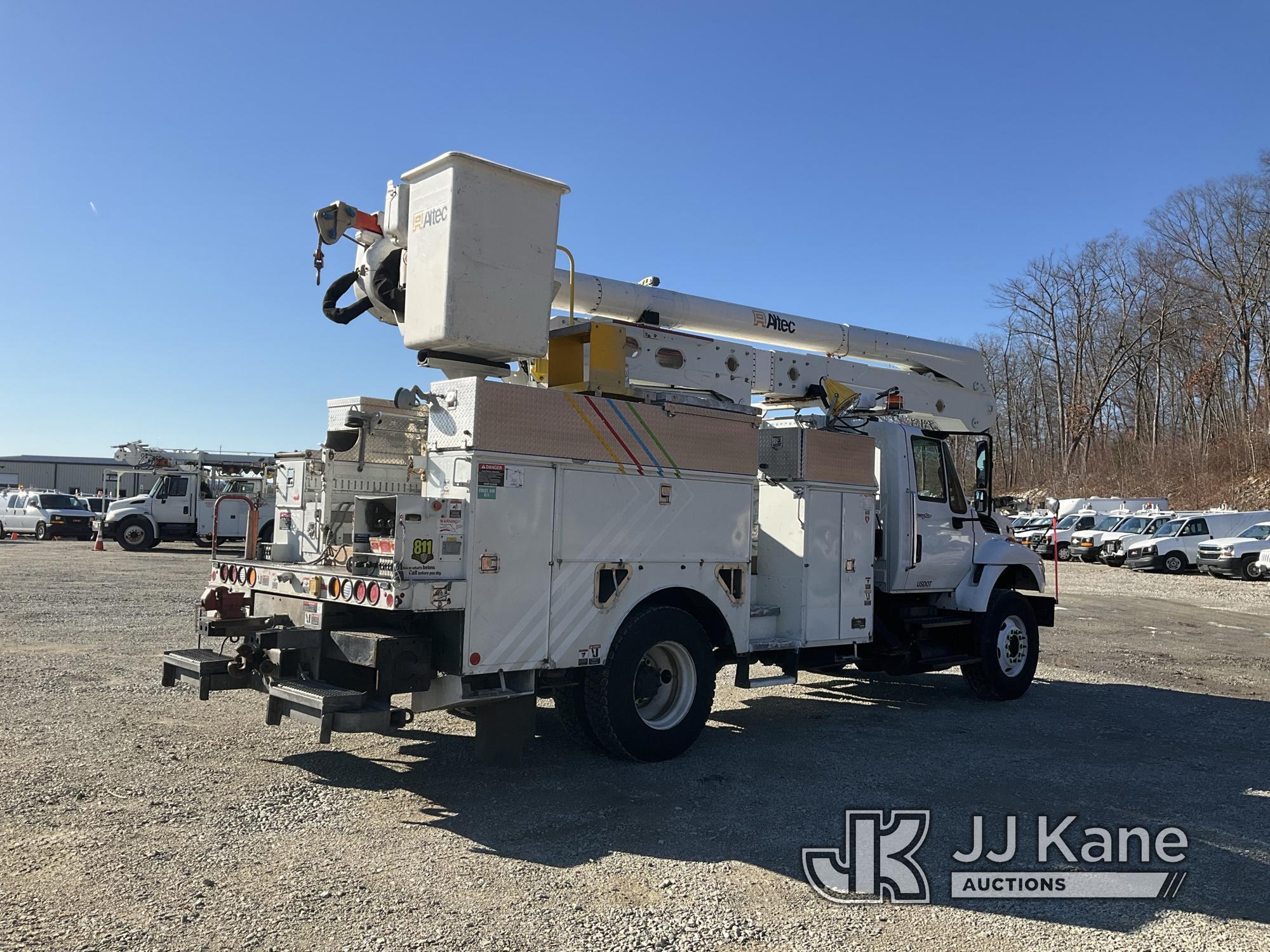 (Shrewsbury, MA) Altec AN50E-OC, Material Handling Bucket Truck rear mounted on 2014 International W