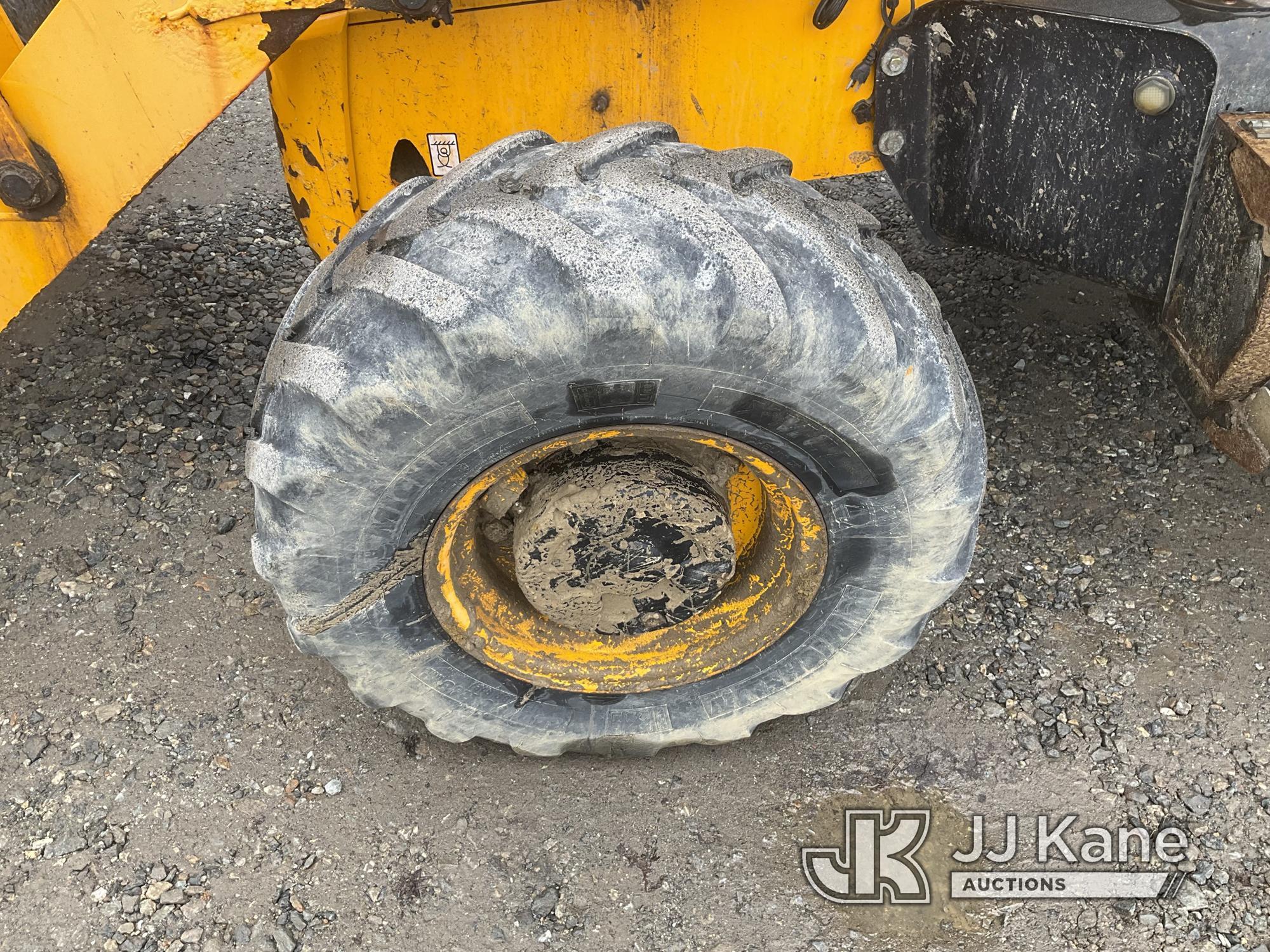 (Shrewsbury, MA) 2016 JCB 3CX-14 4x4 Tractor Loader Backhoe Runs, Moves & Operates) (Damaged Front G