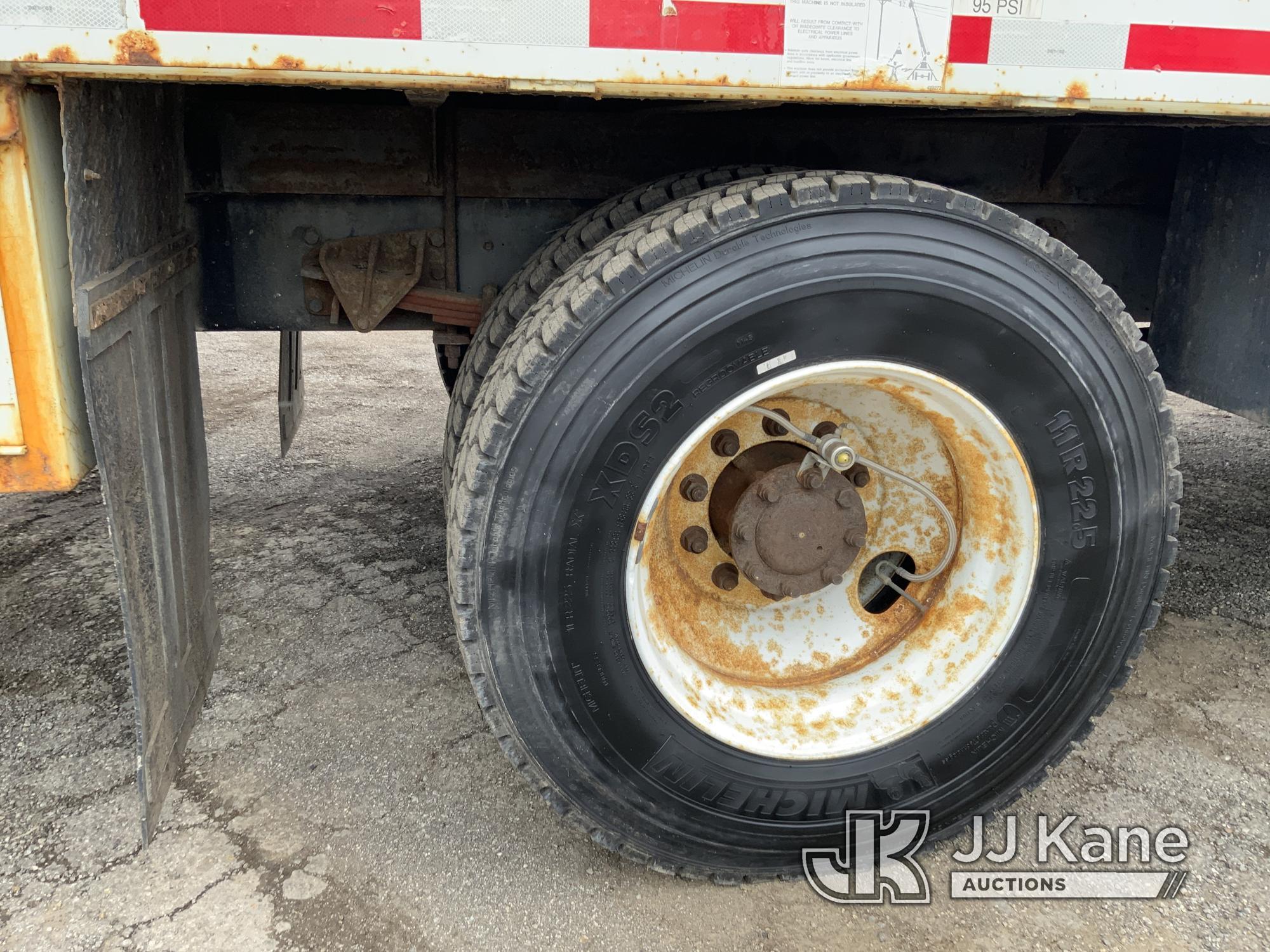 (Ashland, OH) Terex/Telelect Commander 4045, Hydraulic Truck Crane mounted behind cab on 2007 Intern