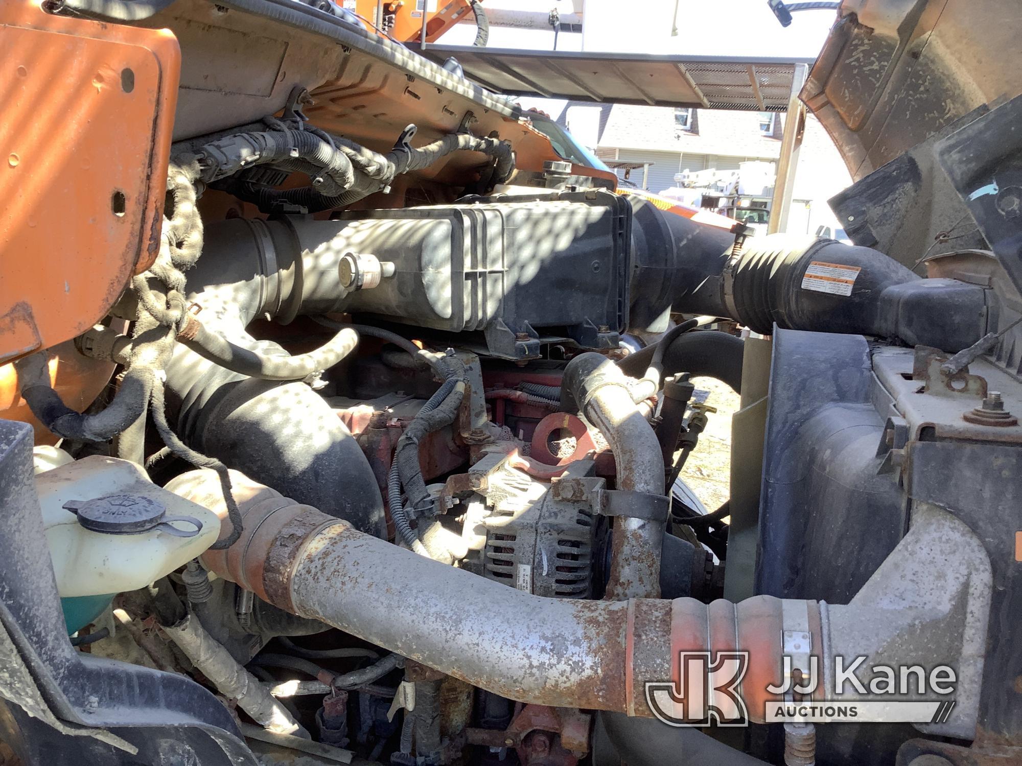 (Deposit, NY) Altec LR760E70, Over-Center Elevator Bucket Truck mounted behind cab on 2013 Ford F750