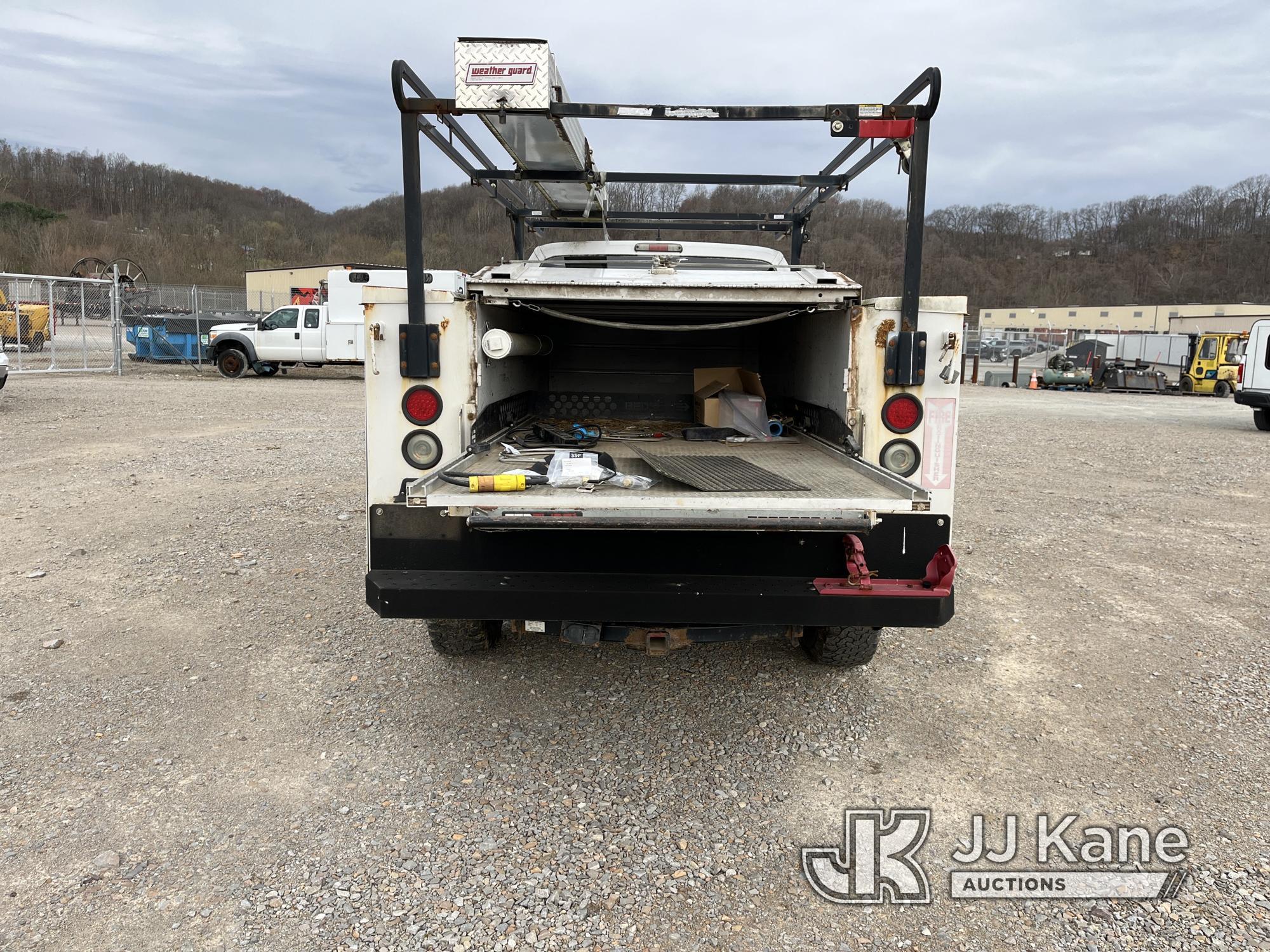 (Smock, PA) 2011 Ford F350 4x4 Extended-Cab Service Truck Runs & Moves) (Jump To Start, Rust & Body