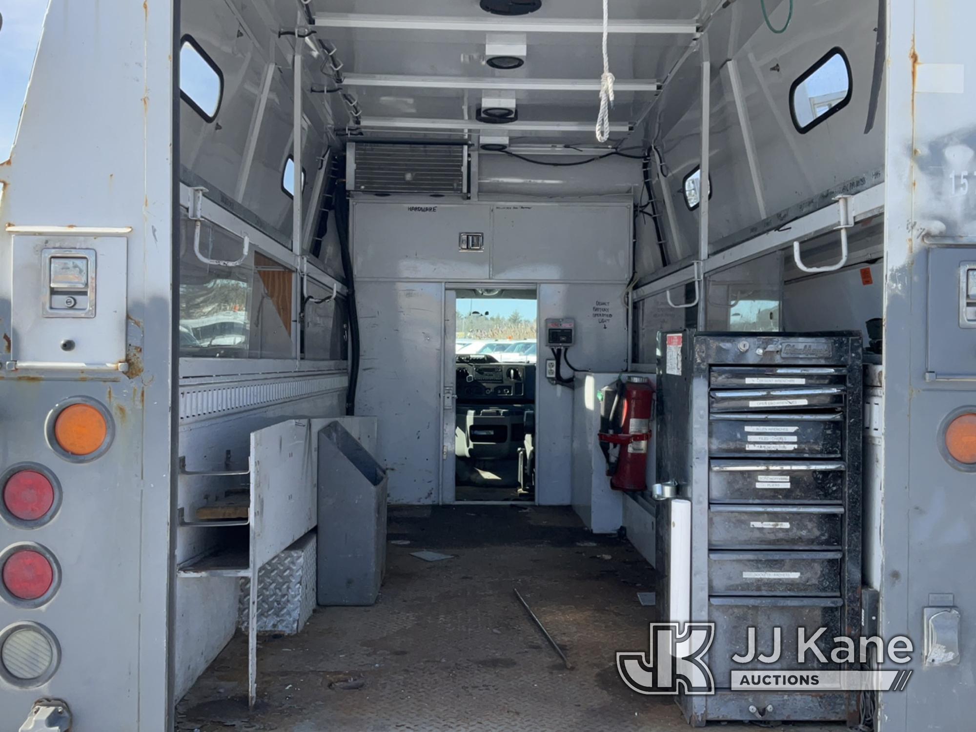 (Rome, NY) 2010 Ford E450 Cutaway Enclosed Service Van Runs & Moves, Body & Rust Damage