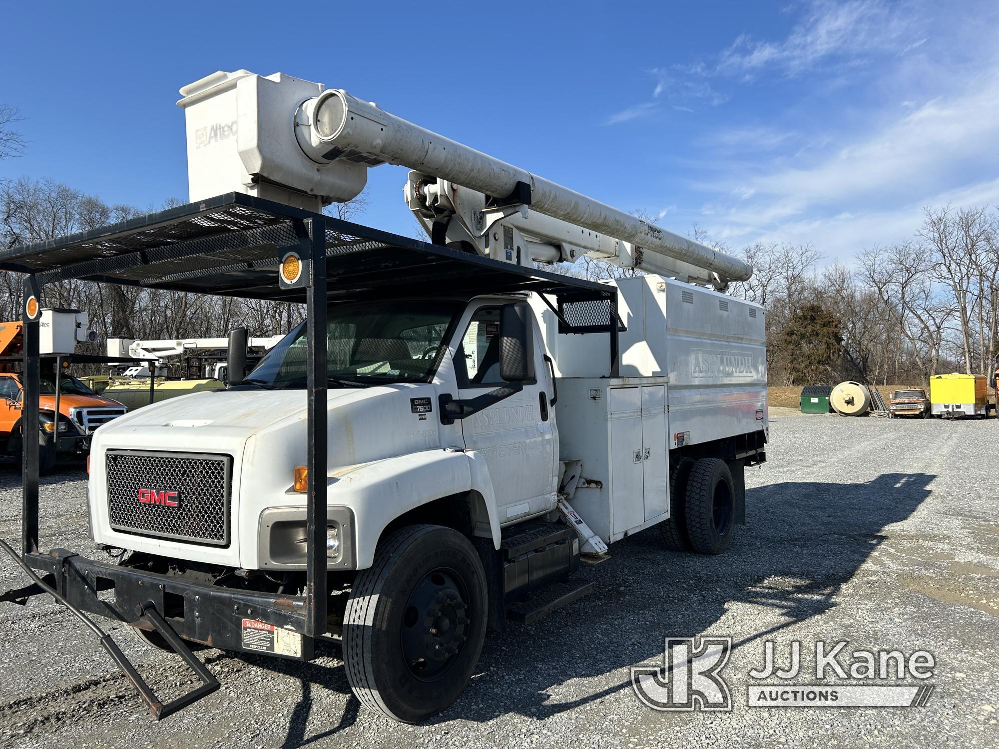 (Hagerstown, MD) Altec LRV55, Over-Center Bucket Truck mounted on 2008 GMC C7500 Chipper Dump Truck