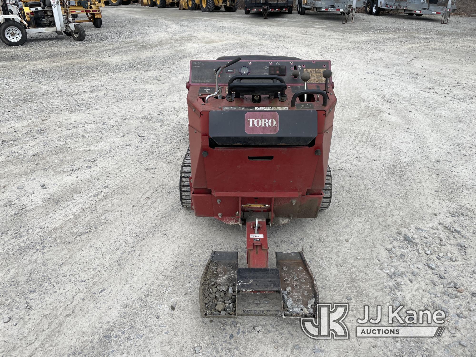 (Shrewsbury, MA) 2014 Toro Dingo TX-525 Walk-Behind Tracked Skid Steer Loader Runs, Moves & Operates