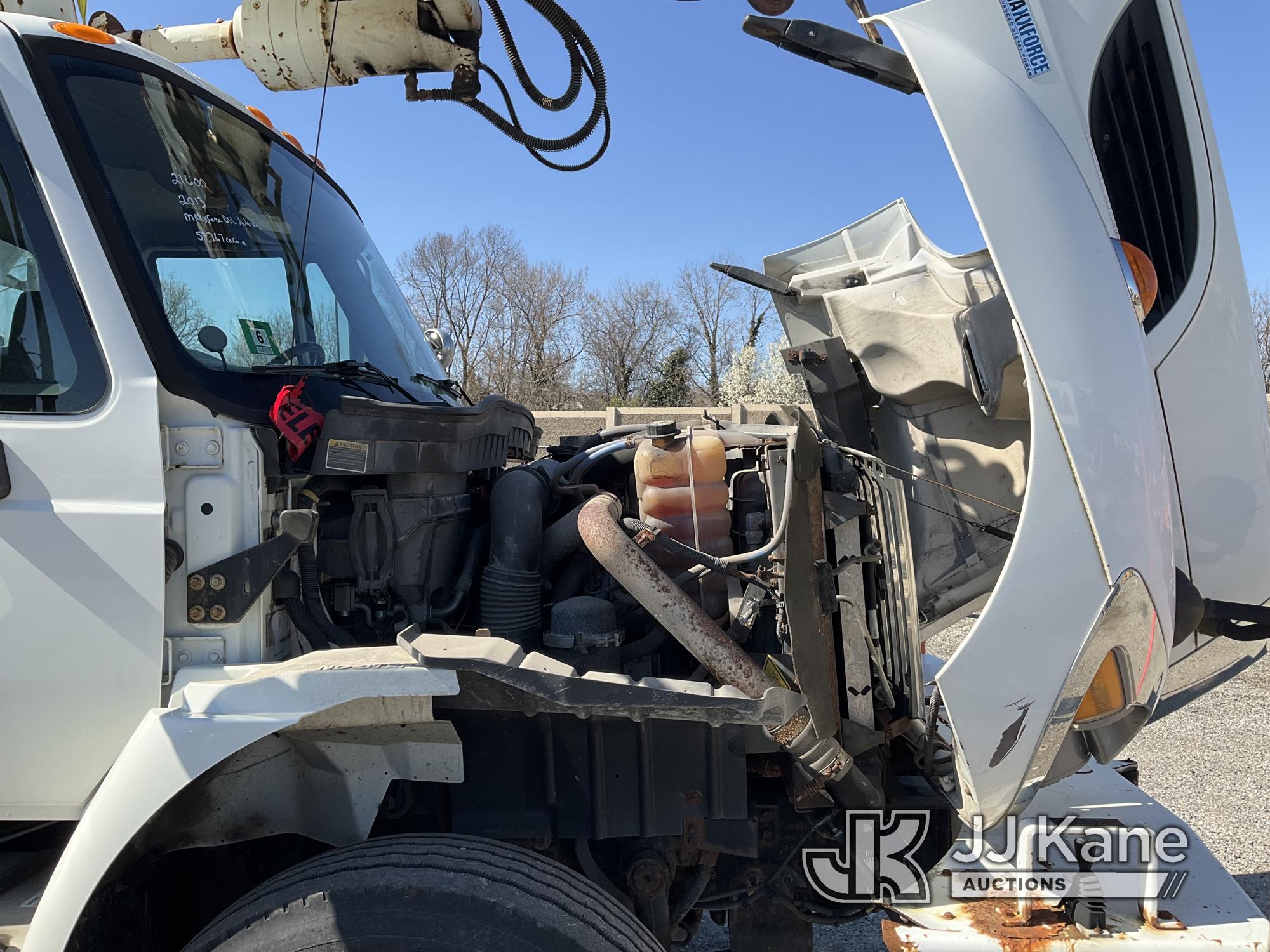 (Plymouth Meeting, PA) Terex/Telelect Commander C4047, Digger Derrick rear mounted on 2013 Internati