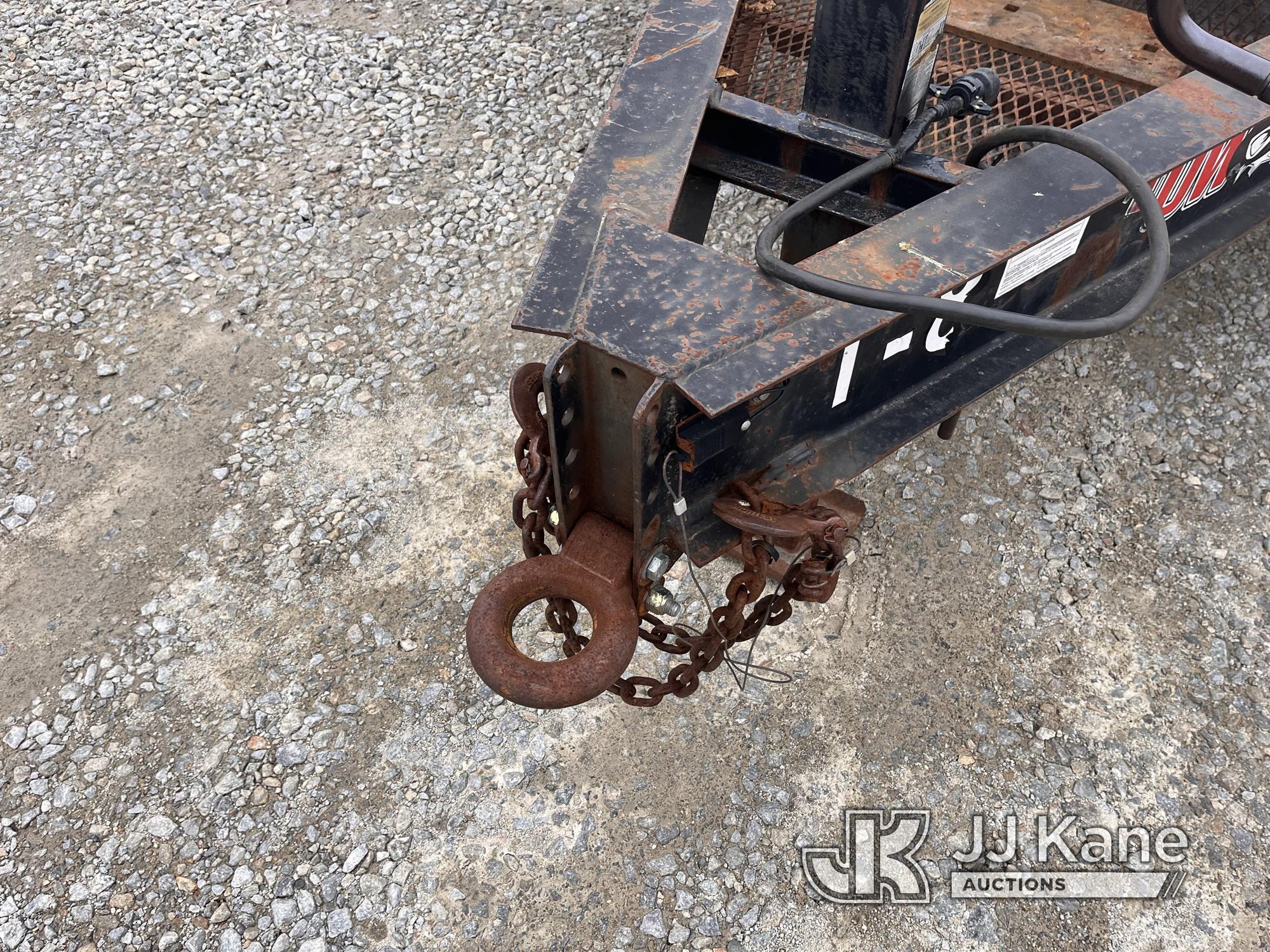 (Shrewsbury, MA) 2014 Tow Bandit T/A Tagalong Deckover Equipment Trailer Rust Damage