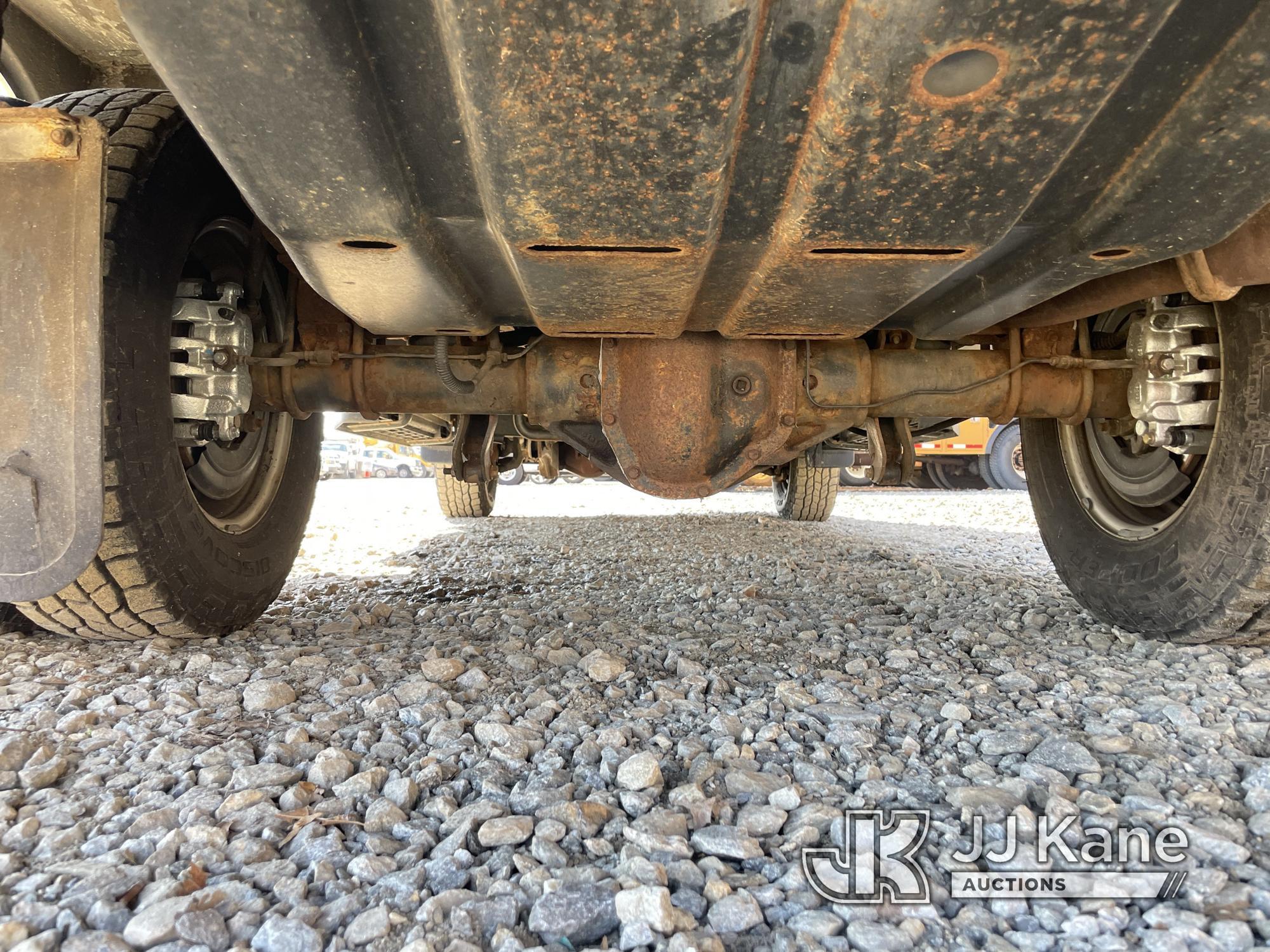 (Shrewsbury, MA) 2007 Ford F350 4x4 Service Truck Runs & Moves) (Rust Damage, Goodall Unit Runs, Com