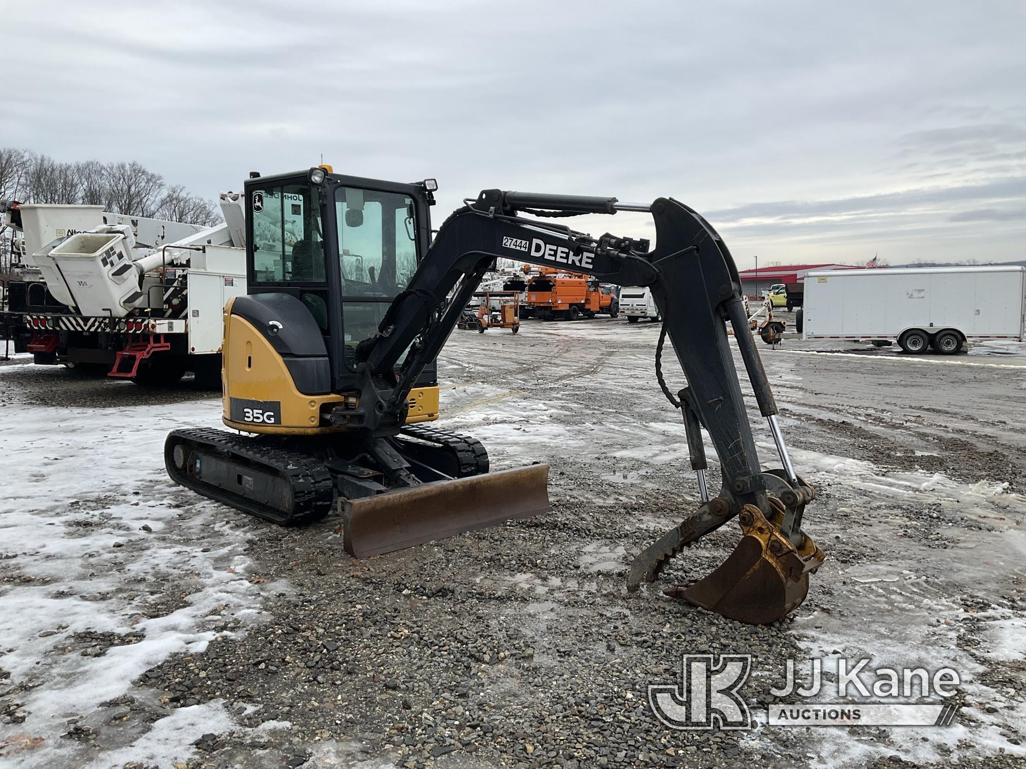 (Shrewsbury, MA) 2017 John Deere 35G Mini Hydraulic Excavator Runs, Moves & Operates