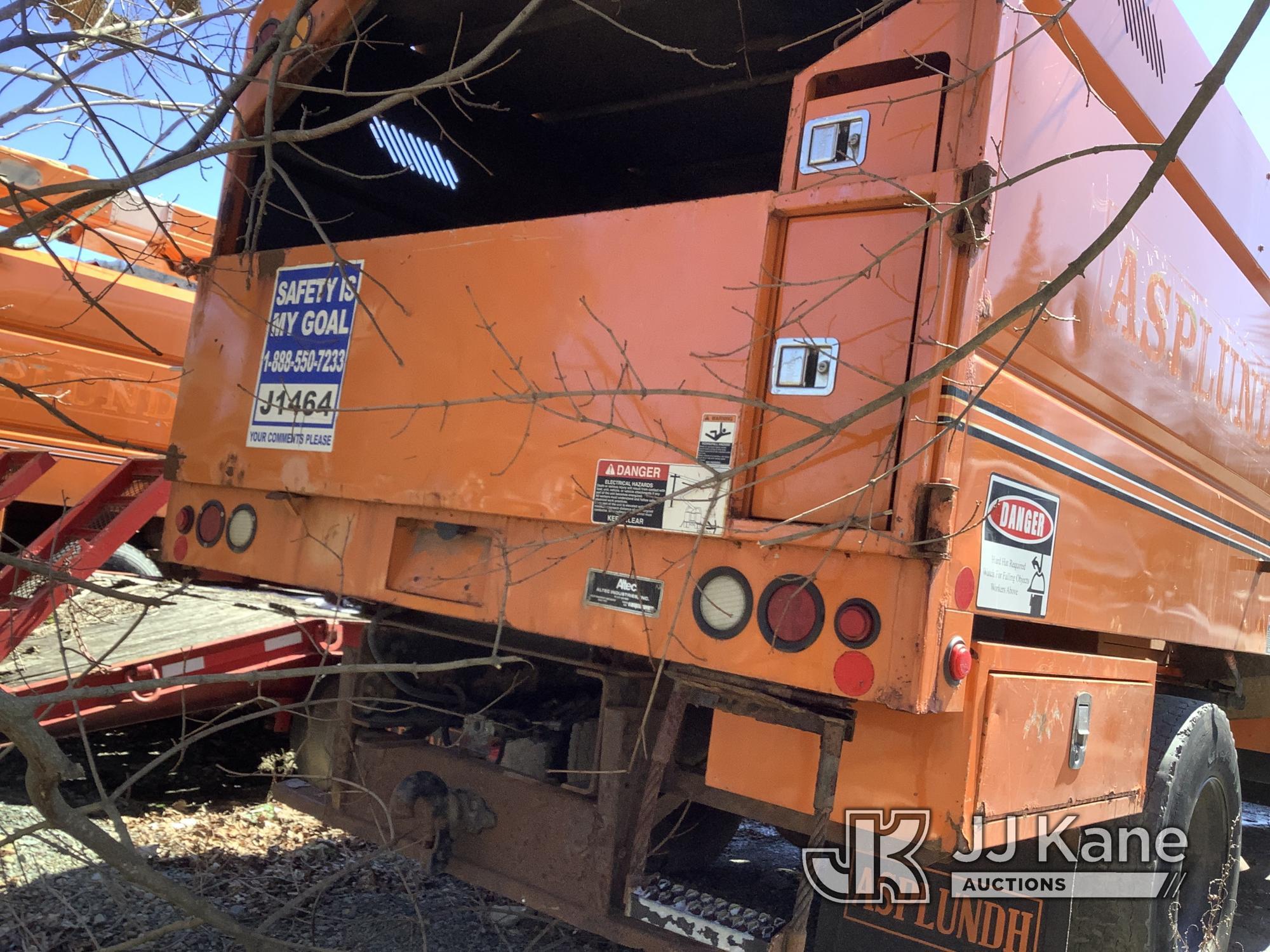 (Deposit, NY) Altec LR760E70, Over-Center Elevator Bucket Truck mounted behind cab on 2013 Ford F750