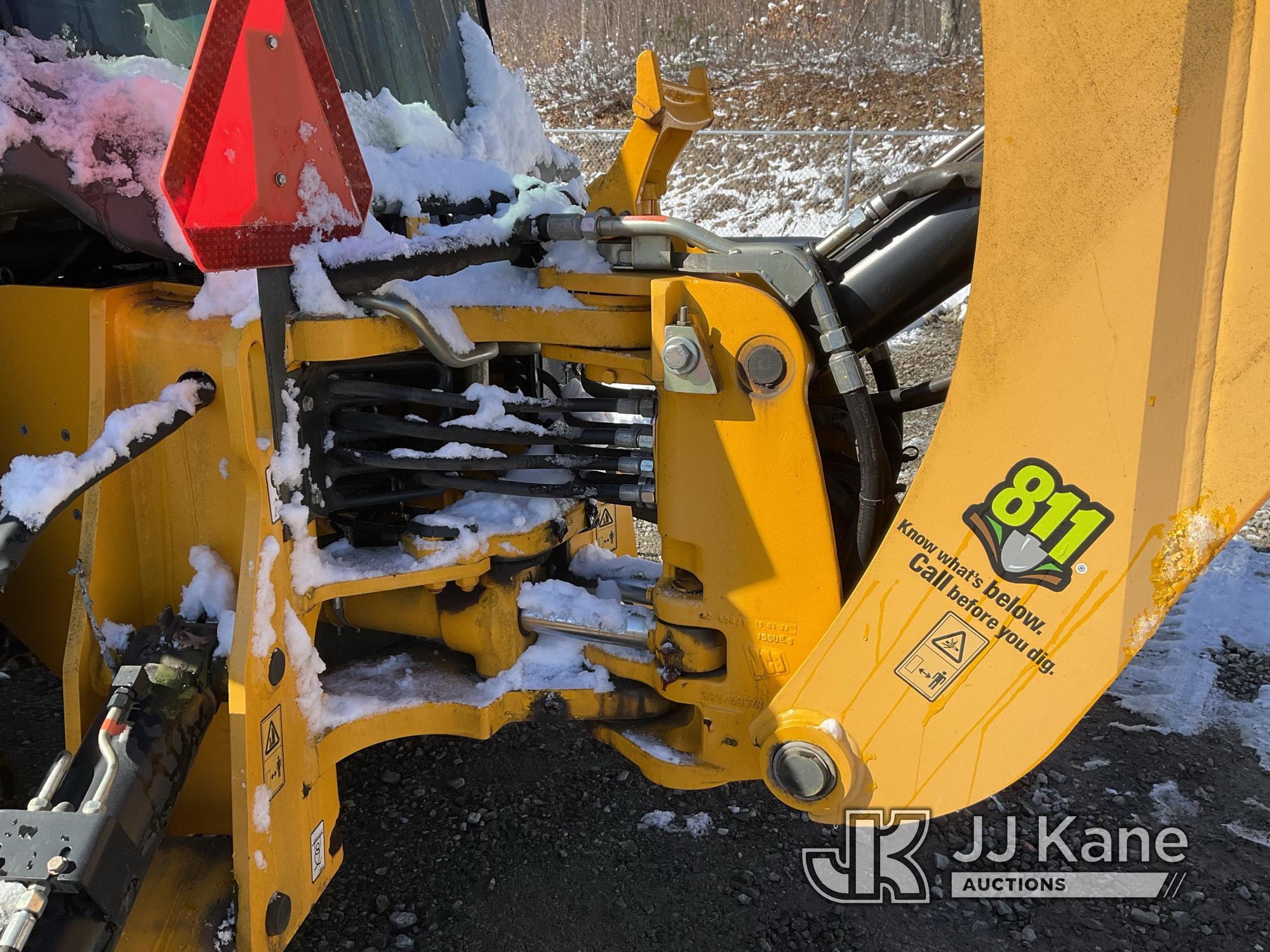 (Shrewsbury, MA) 2016 JCB 3CX-14 4x4 Tractor Loader Backhoe Runs, Moves & Operates