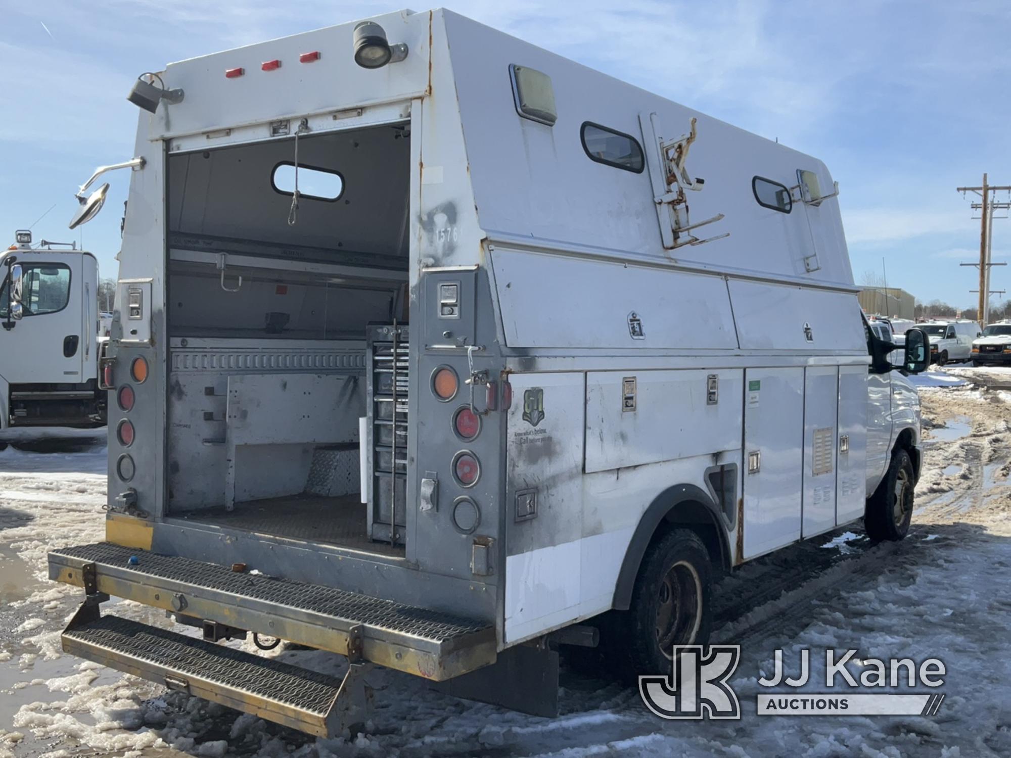 (Rome, NY) 2010 Ford E450 Cutaway Enclosed Service Van Runs & Moves, Body & Rust Damage