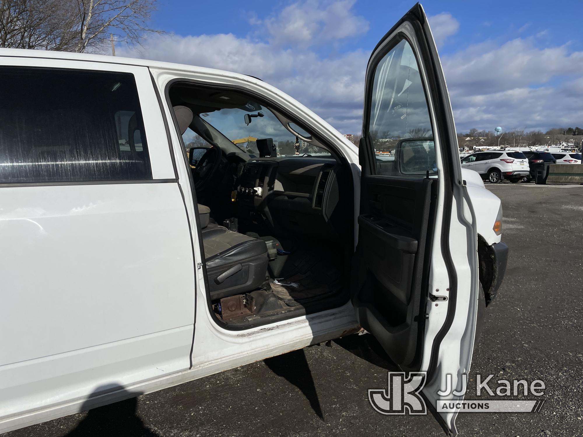 (Plymouth Meeting, PA) 2011 Dodge RAM 2500 Crew-Cab Flatbed Truck, . Runs & Moves, Body & Rust Damag