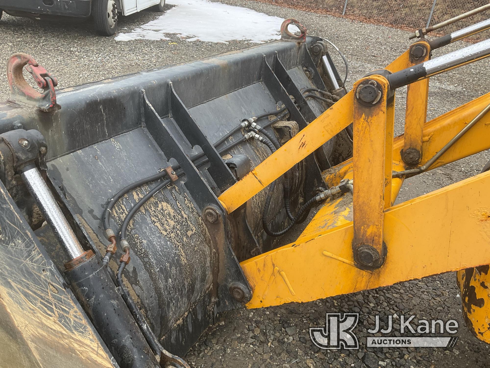 (Shrewsbury, MA) 2016 JCB 3CX-14 4x4 Tractor Loader Backhoe Runs, Moves & Operates) (Damaged Front G