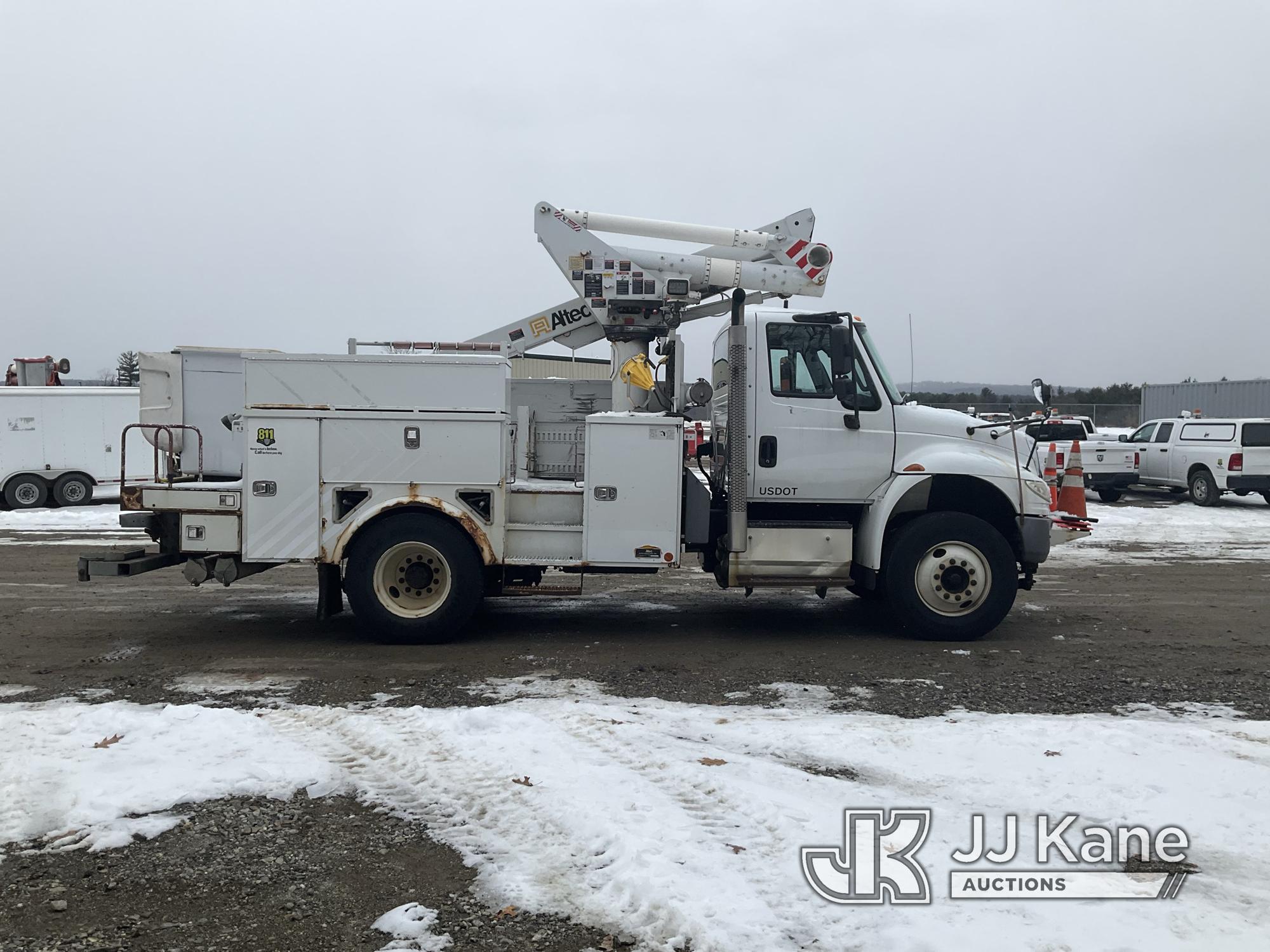 (Shrewsbury, MA) Altec TA40, Articulating & Telescopic Bucket Truck mounted behind cab on 2016 Inter