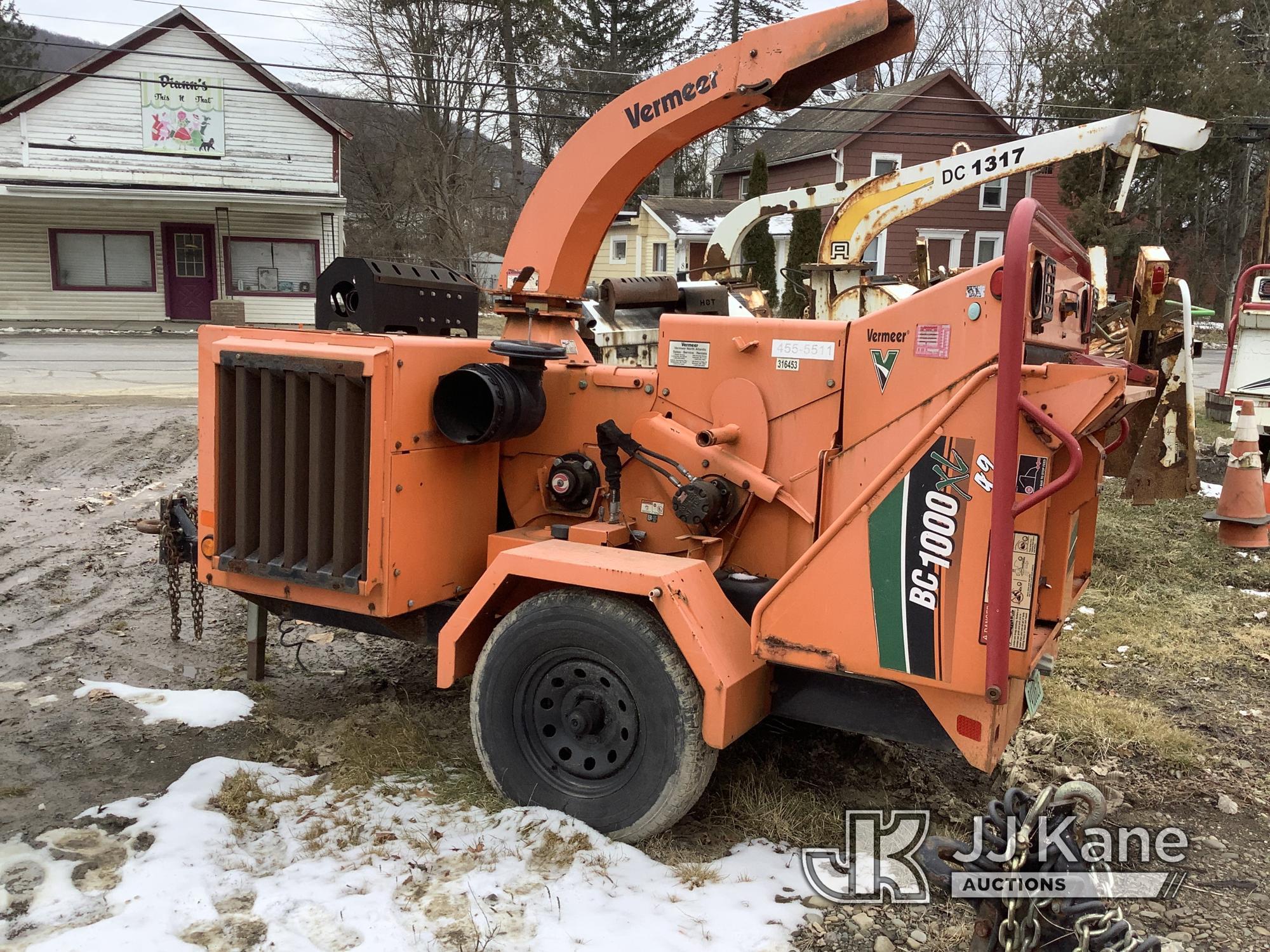 (Deposit, NY) 2015 Vermeer BC1000XL Chipper (12in Drum), trailer mtd Not Running, Condition Unknown,