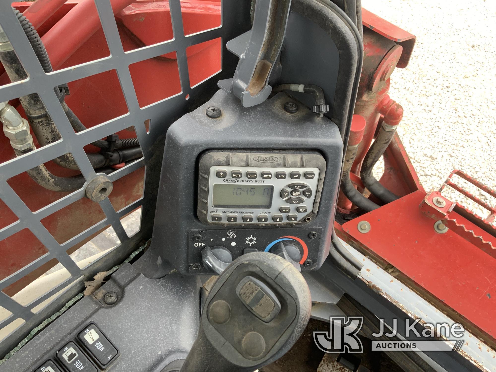 (Fort Wayne, IN) 2018 Takeuchi TL12 Tracked Skid Steer Loader Runs, Moves & Operates) (Smokes, No At