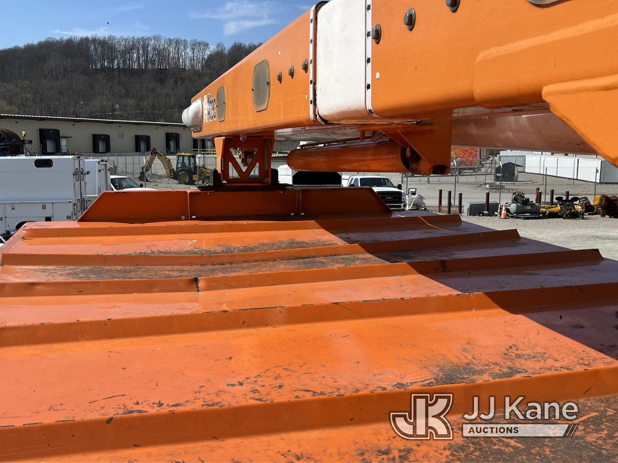 (Smock, PA) Altec LR760-E70, Over-Center Elevator Bucket mounted behind cab on 2013 Ford F750 Chippe