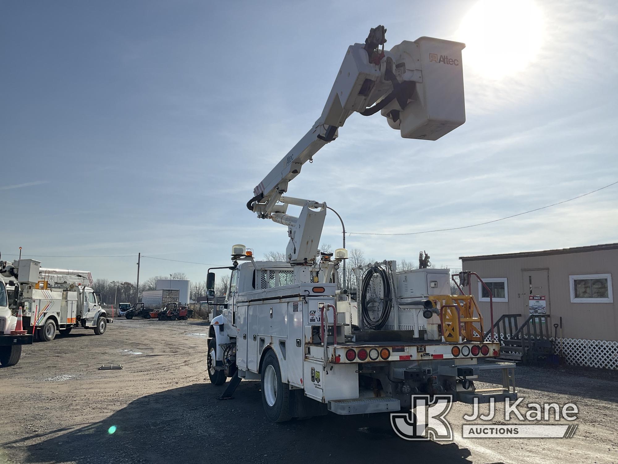 (Rome, NY) Altec TA41M, Articulating & Telescopic Bucket Truck mounted behind cab on 2016 Internatio