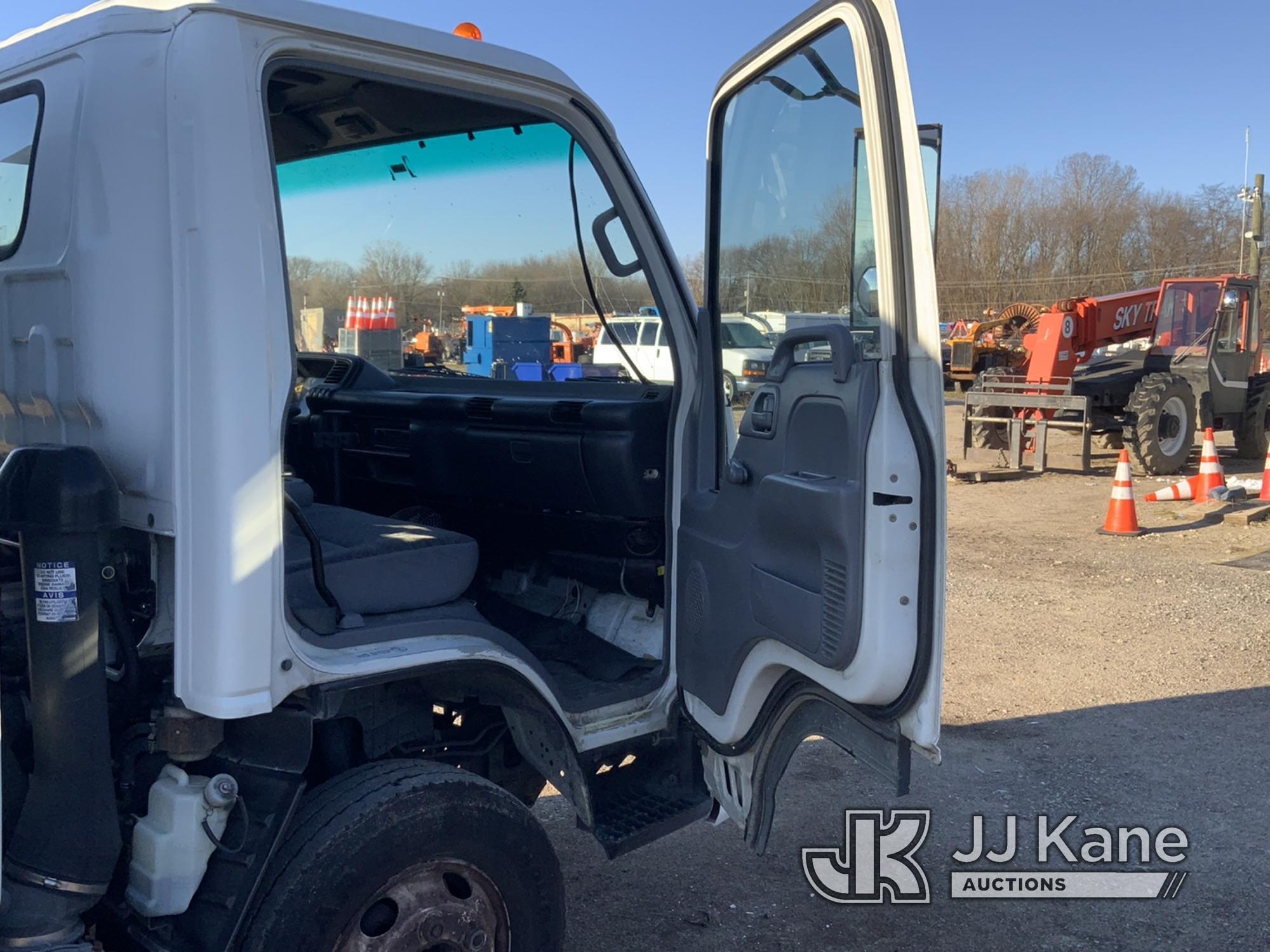 (Charlotte, MI) 2006 Isuzu NPR Spray Truck Runs, Moves, Jump To Start