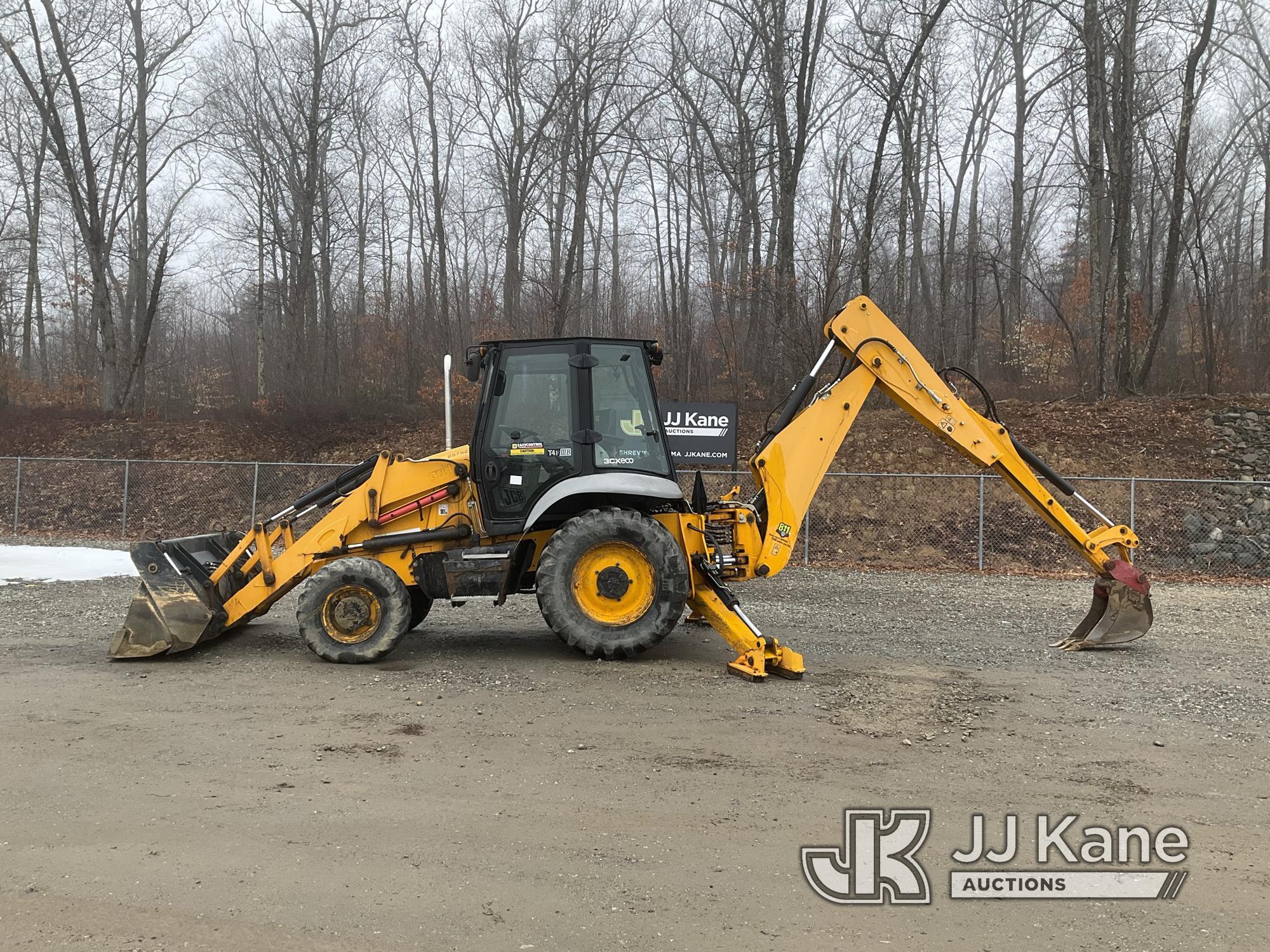 (Shrewsbury, MA) 2016 JCB 3CX-14 4x4 Tractor Loader Backhoe Runs, Moves & Operates) (Damaged Front G