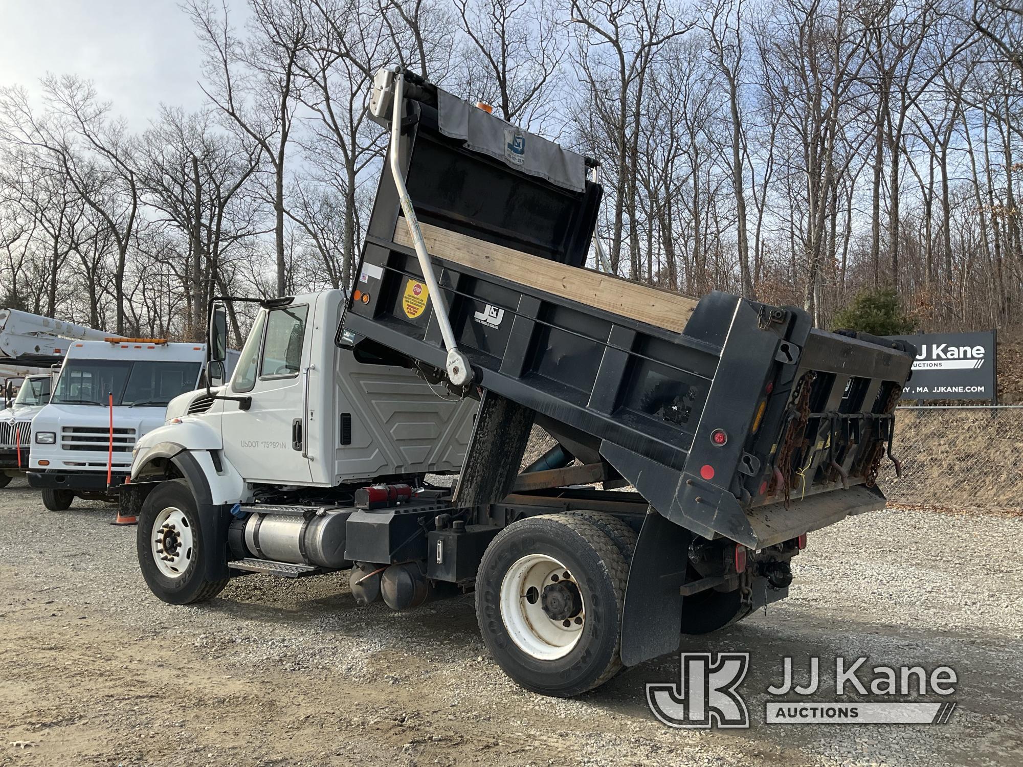 (Shrewsbury, MA) 2016 International 7400 Dump Truck Runs, Moves & Dump Operates) (Check Engine Light