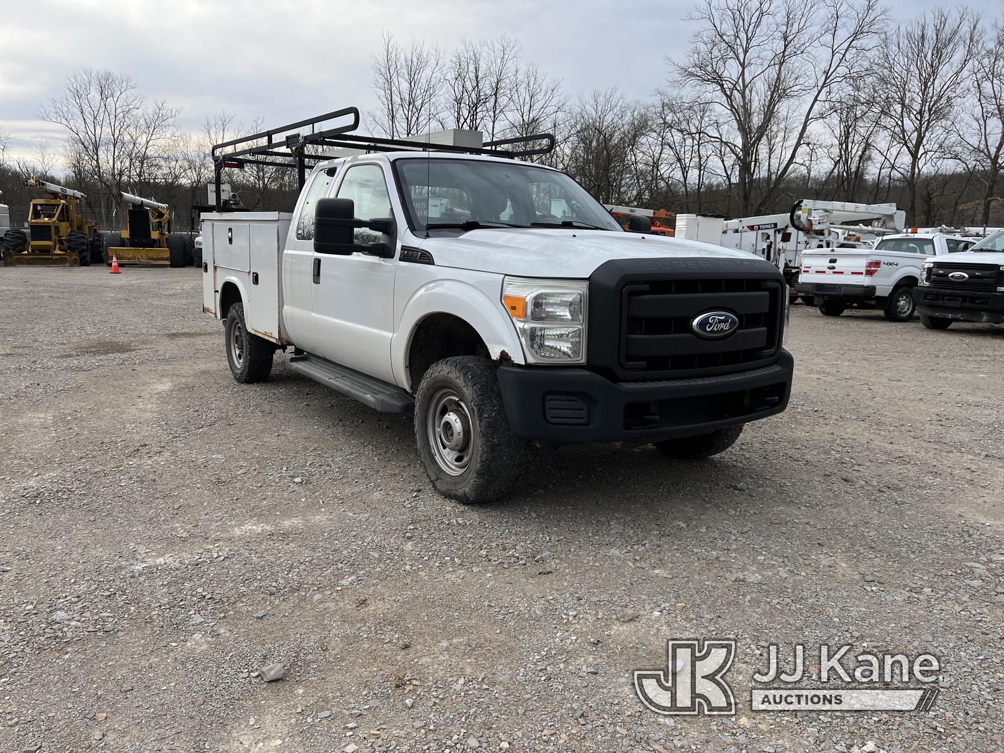 (Smock, PA) 2011 Ford F350 4x4 Extended-Cab Service Truck Runs & Moves) (Jump To Start, Rust & Body