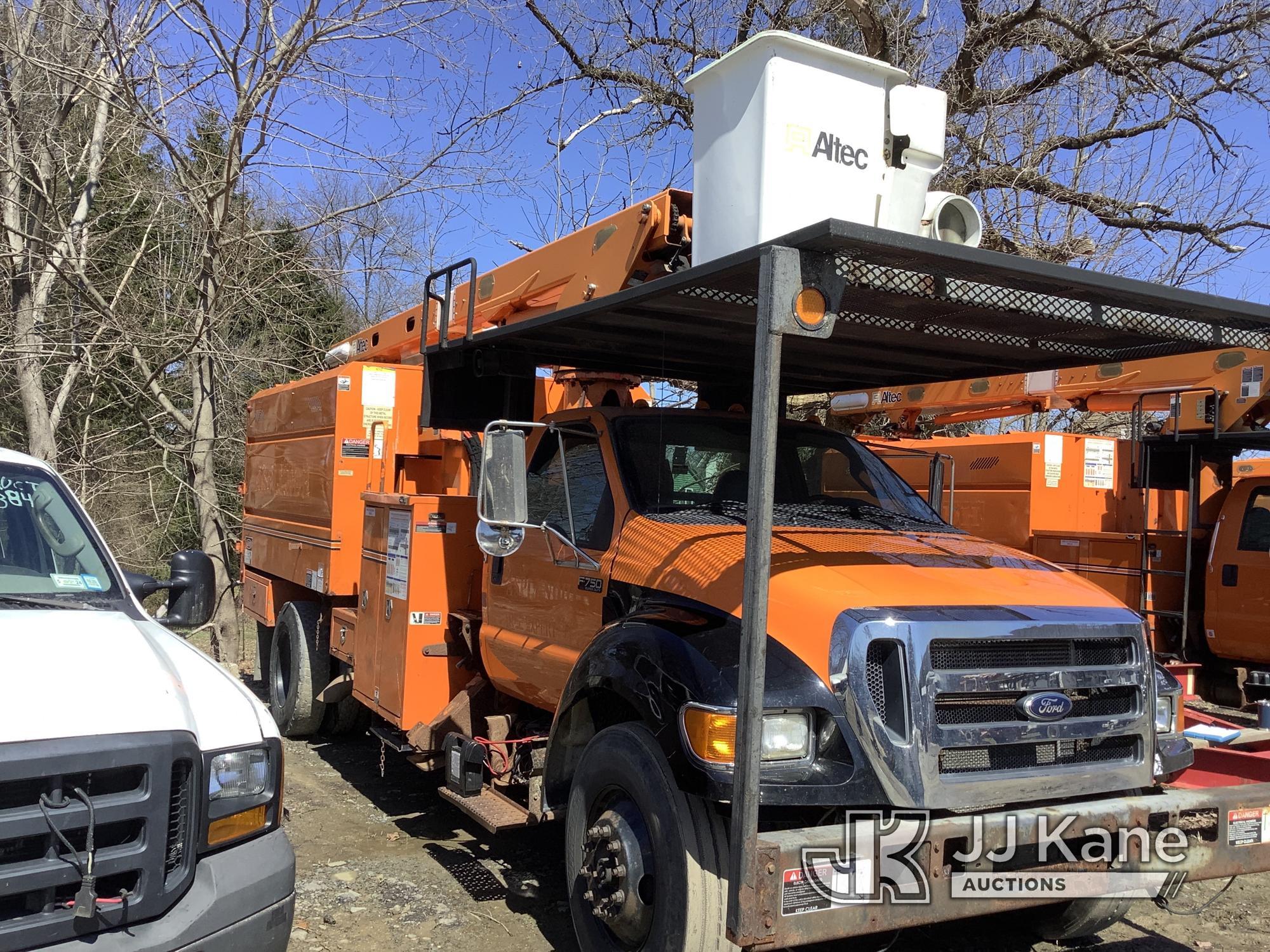 (Deposit, NY) Altec LR760E70, Over-Center Elevator Bucket Truck mounted behind cab on 2013 Ford F750