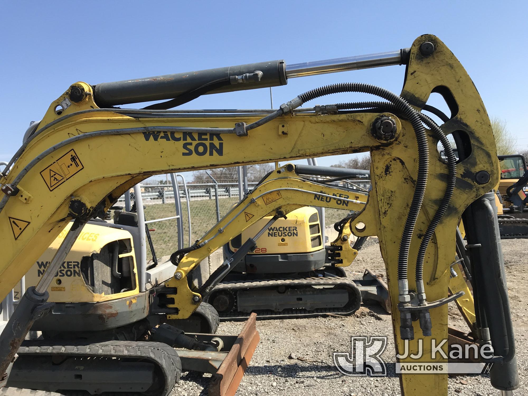 (Plymouth Meeting, PA) 2016 Wacker EZ28 Mini Hydraulic Excavator Runs & Operates, Body Damage