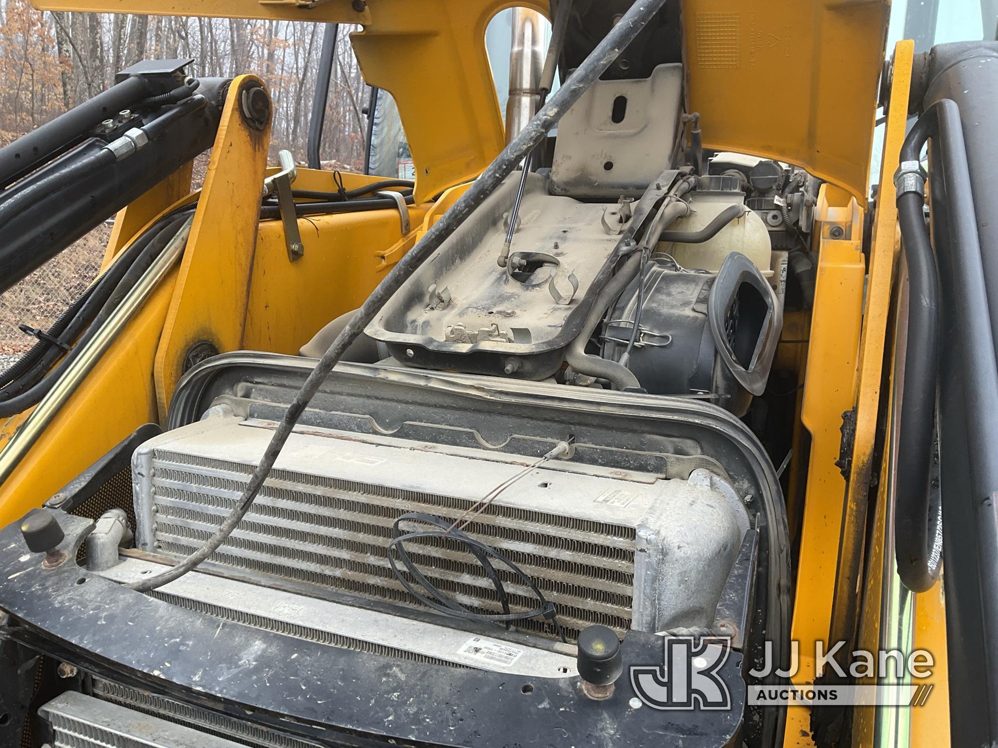 (Shrewsbury, MA) 2016 JCB 3CX-14 4x4 Tractor Loader Backhoe Runs, Moves & Operates) (Damaged Front G