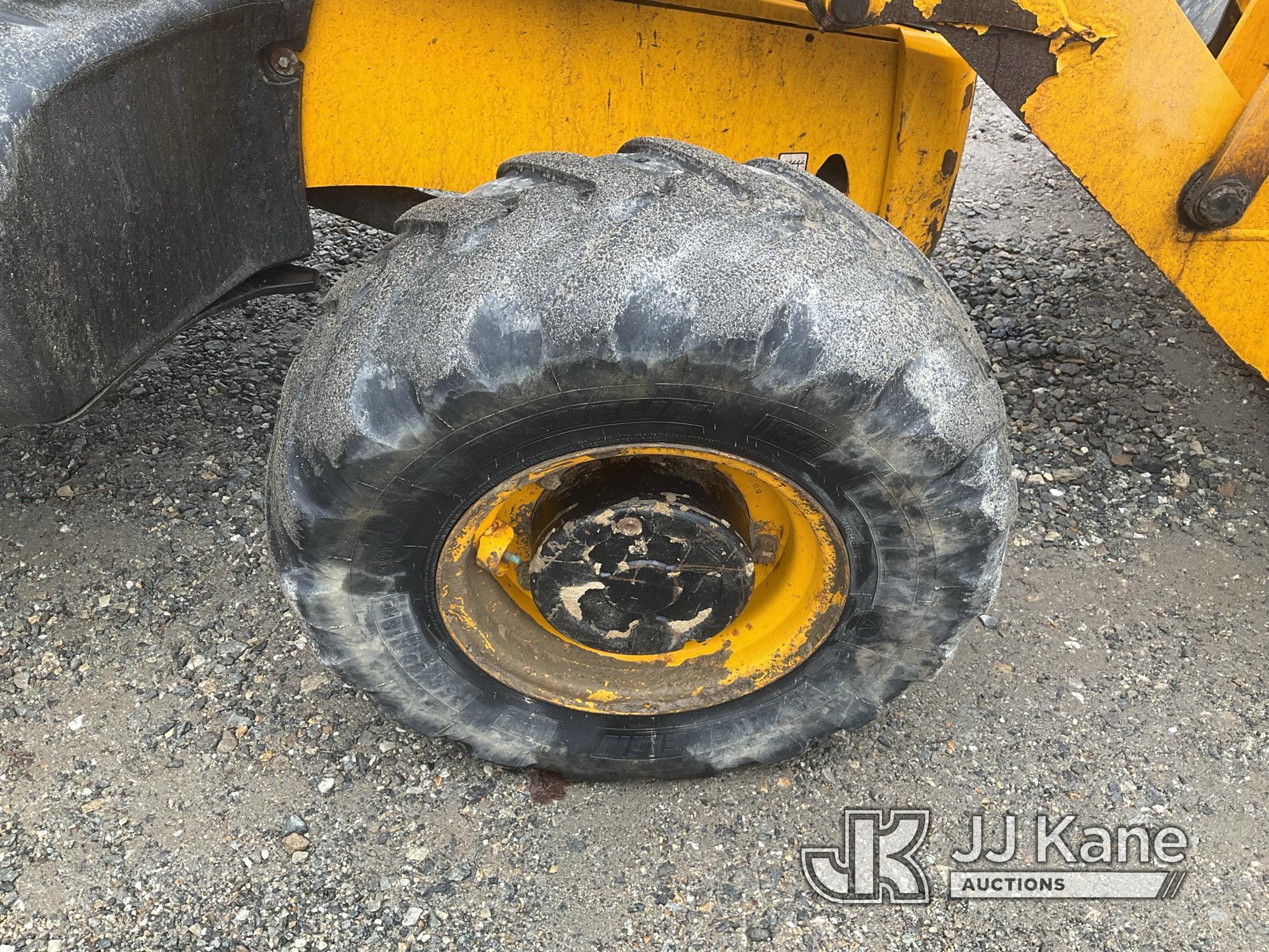 (Shrewsbury, MA) 2016 JCB 3CX-14 4x4 Tractor Loader Backhoe Runs, Moves & Operates) (Damaged Front G