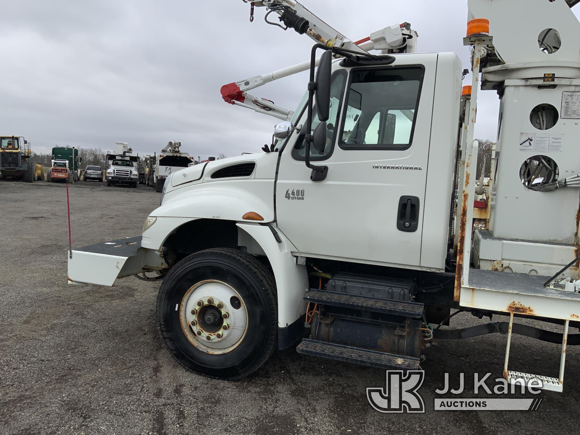 (Ashland, OH) Terex/Telelect Commander 4045, Hydraulic Truck Crane mounted behind cab on 2007 Intern