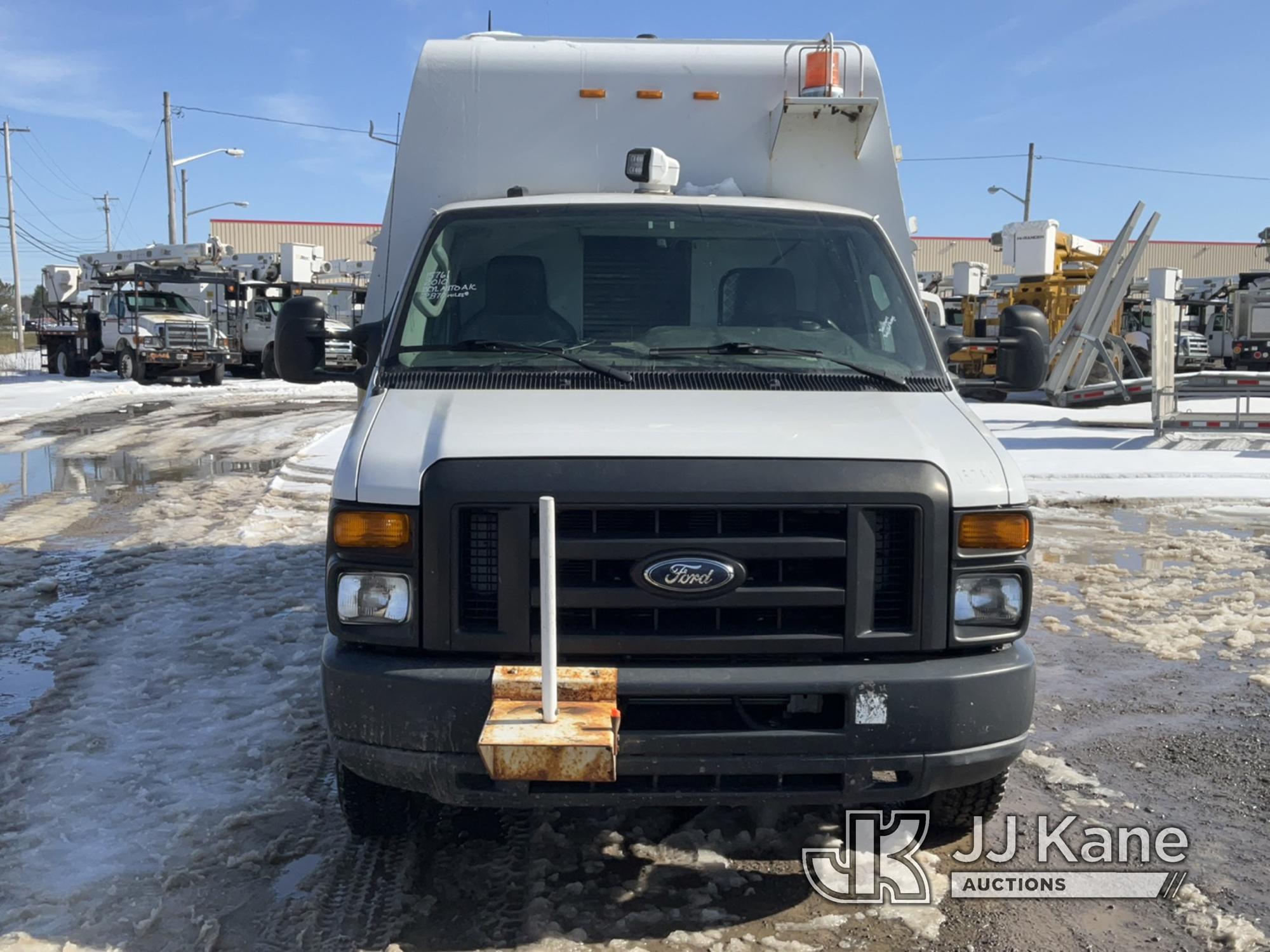 (Rome, NY) 2010 Ford E450 Cutaway Enclosed Service Van Runs & Moves, Body & Rust Damage