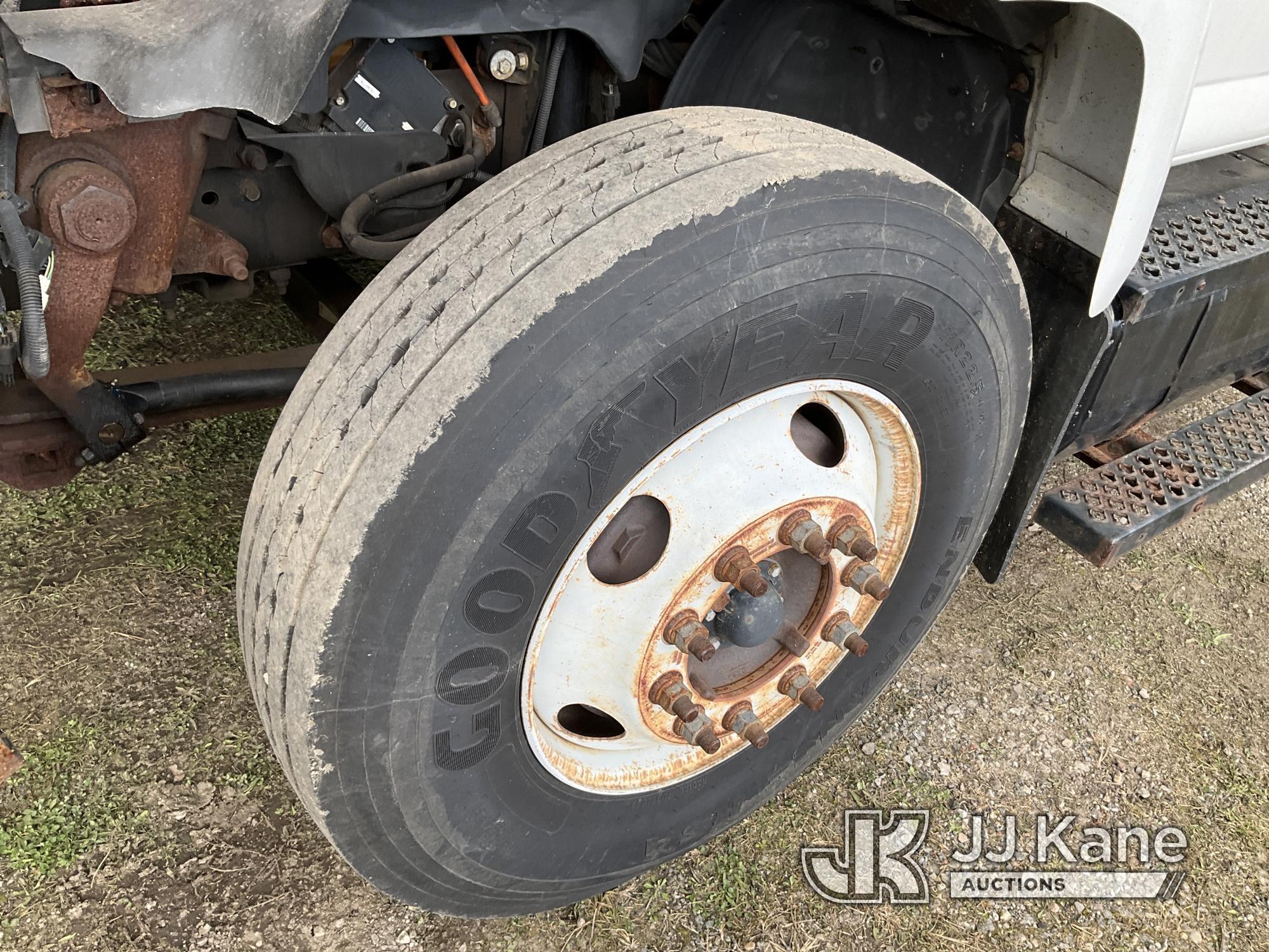 (Bellport, NY) Terex/Telelect XL4050, Digger Derrick corner mounted on 2006 GMC C8500 Utility Truck