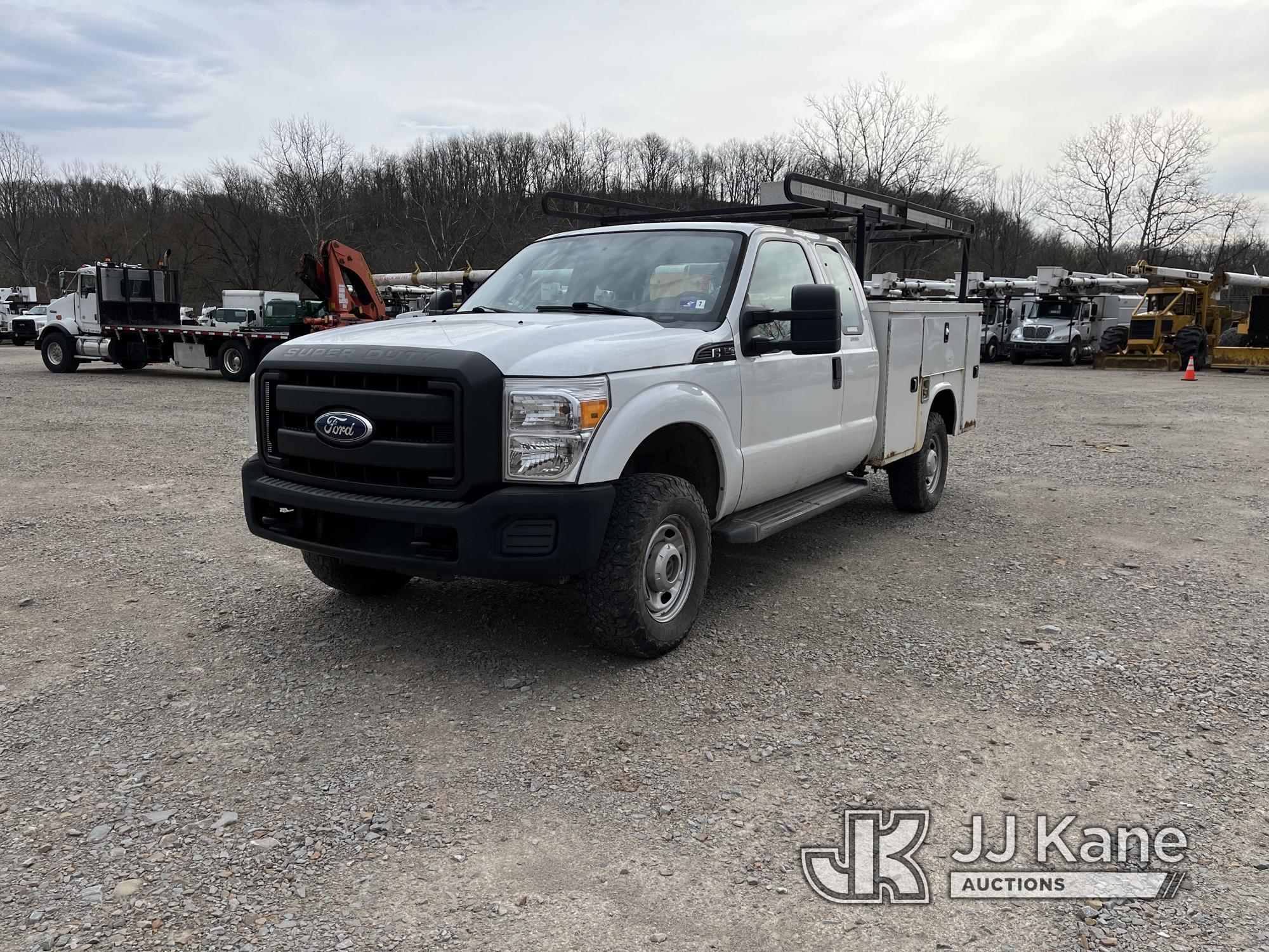 (Smock, PA) 2011 Ford F350 4x4 Extended-Cab Service Truck Runs & Moves) (Jump To Start, Rust & Body