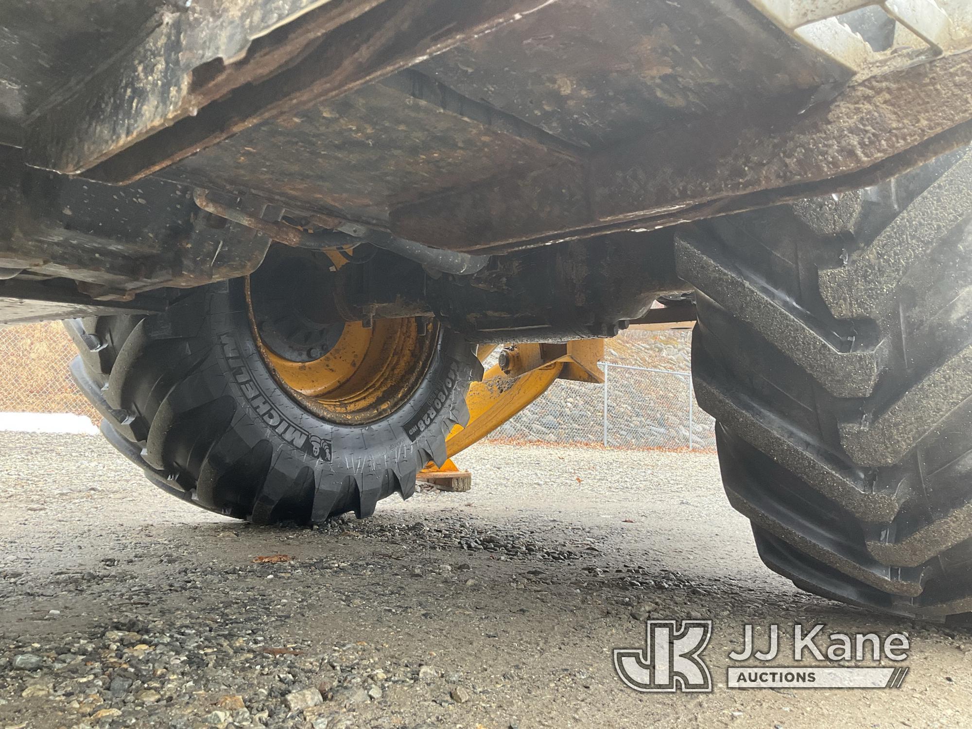 (Shrewsbury, MA) 2016 JCB 3CX-14 4x4 Tractor Loader Backhoe Runs, Moves & Operates) (Damaged Front G
