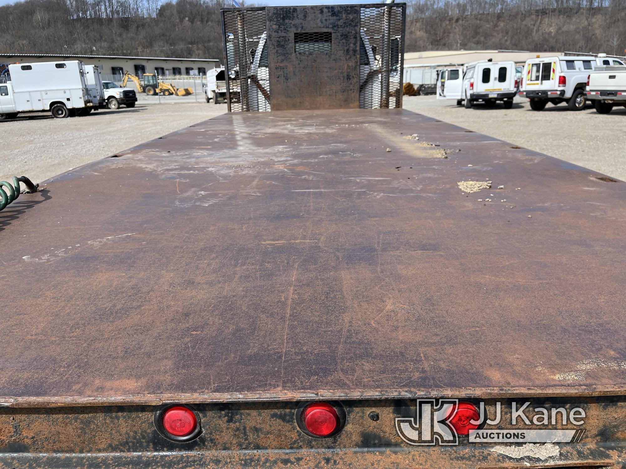 (Smock, PA) 2001 Chevrolet C7H064 Flatbed Truck Runs, Moves & Forklift Operates, Rust Damage