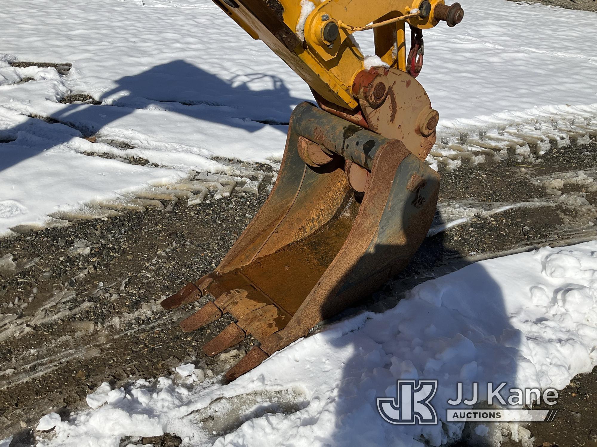 (Shrewsbury, MA) 2016 JCB 3CX-14 4x4 Tractor Loader Backhoe Runs, Moves & Operates