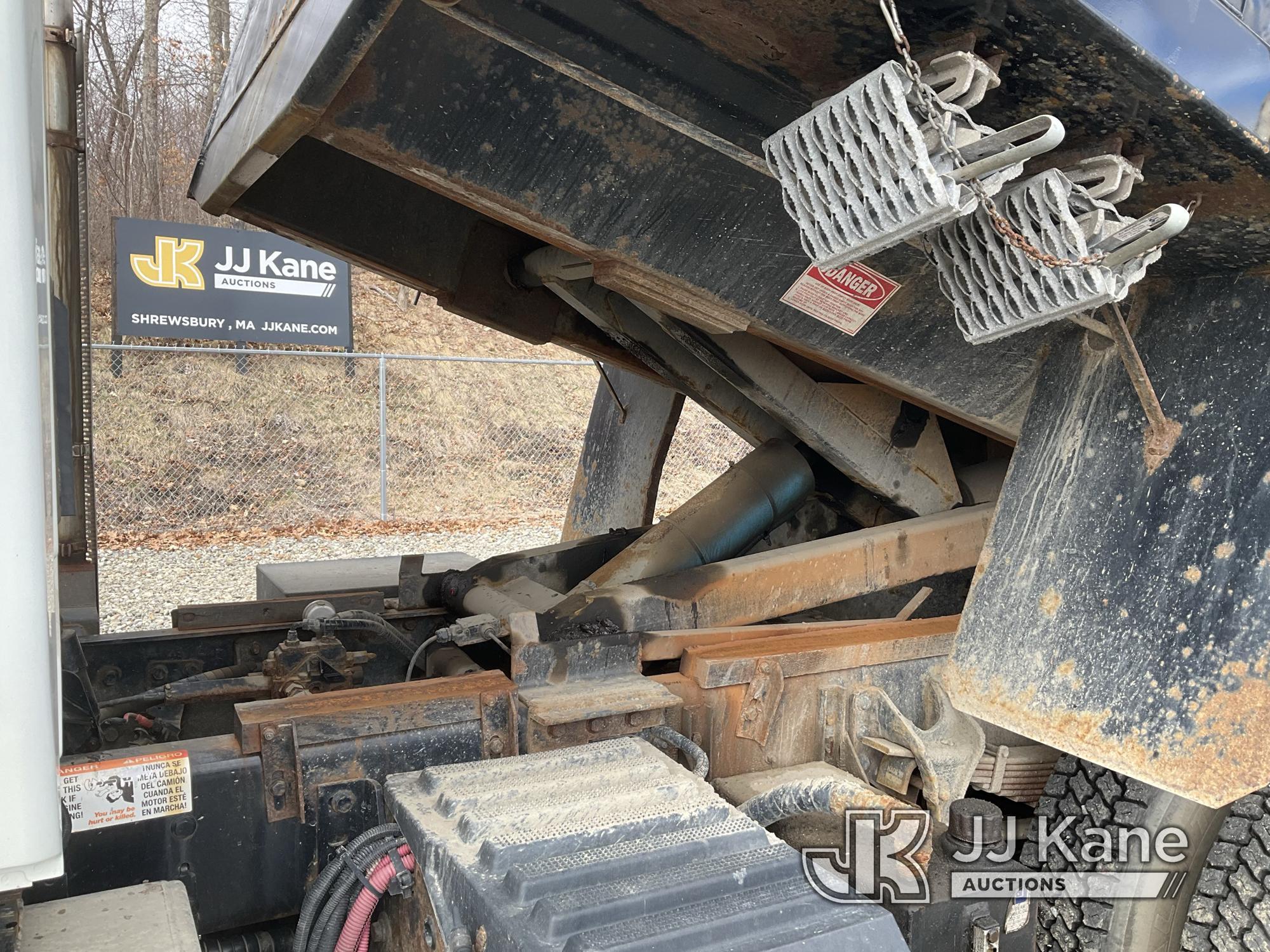 (Shrewsbury, MA) 2015 International 7400 Dump Truck Runs, Moves & Dump Operates) (Check Engine Light