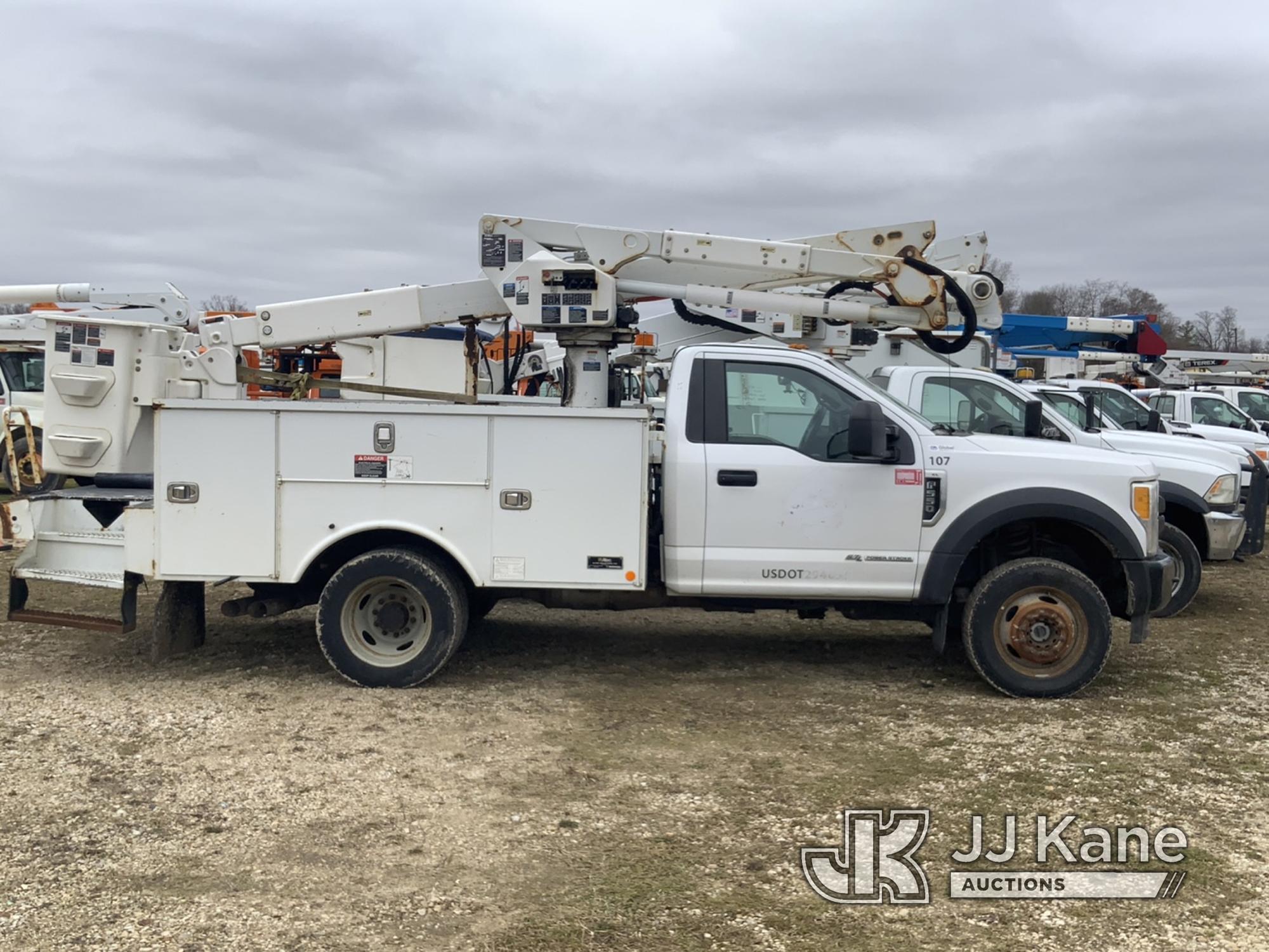 (Charlotte, MI) Altec AT40G, Articulating & Telescopic Bucket Truck mounted behind cab on 2017 Ford