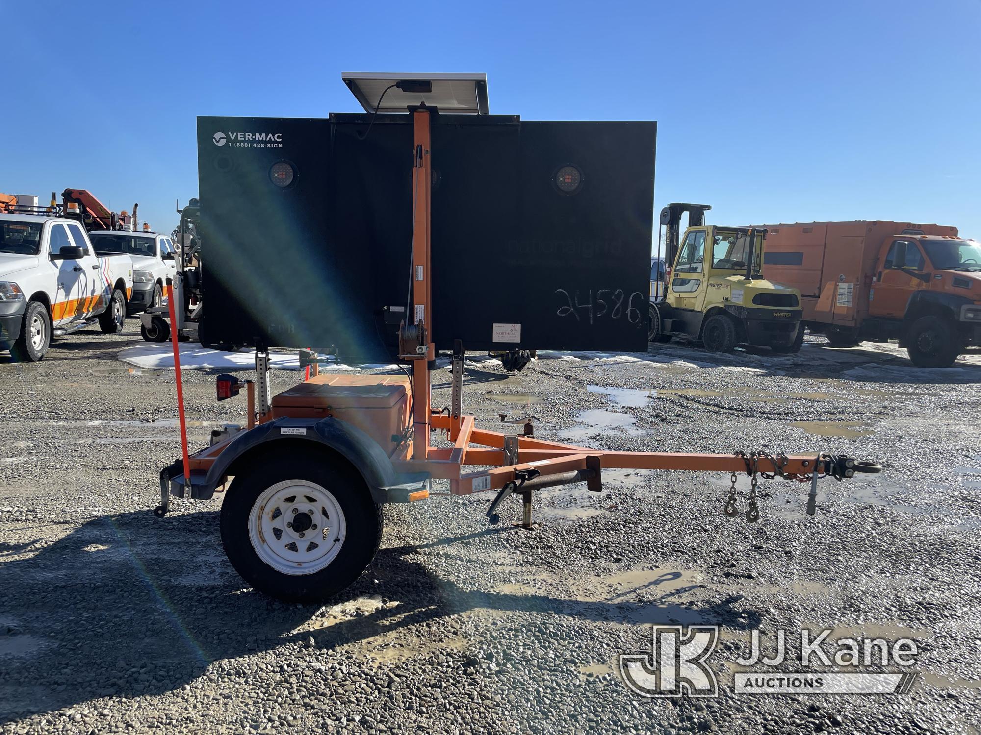 (Shrewsbury, MA) 2014 Vermac ST-4815 Portable Arrow Board No Title) (Operates