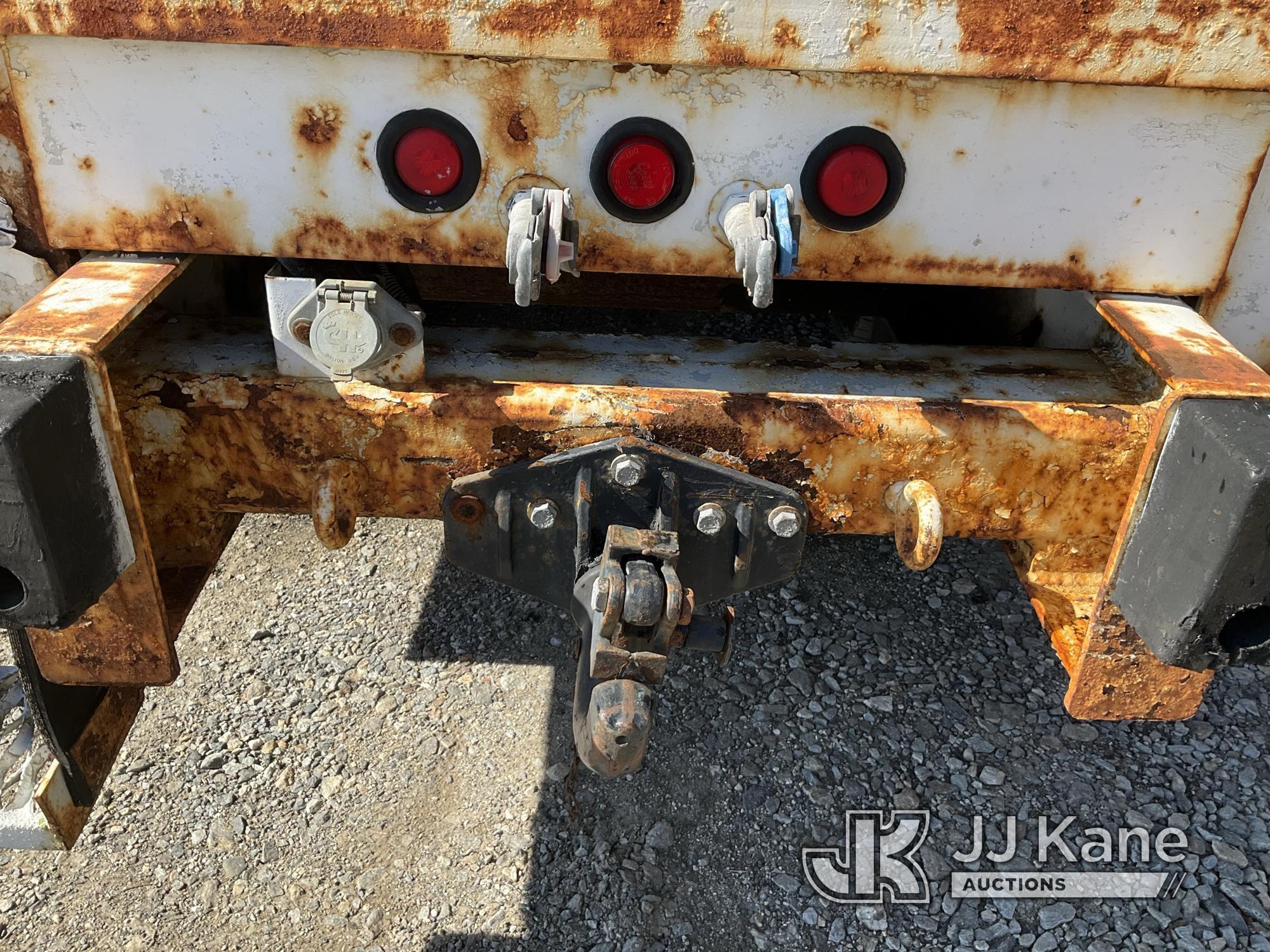 (Shrewsbury, MA) Altec AM855, Over-Center Material Handling Bucket Truck mounted on 2007 Internation