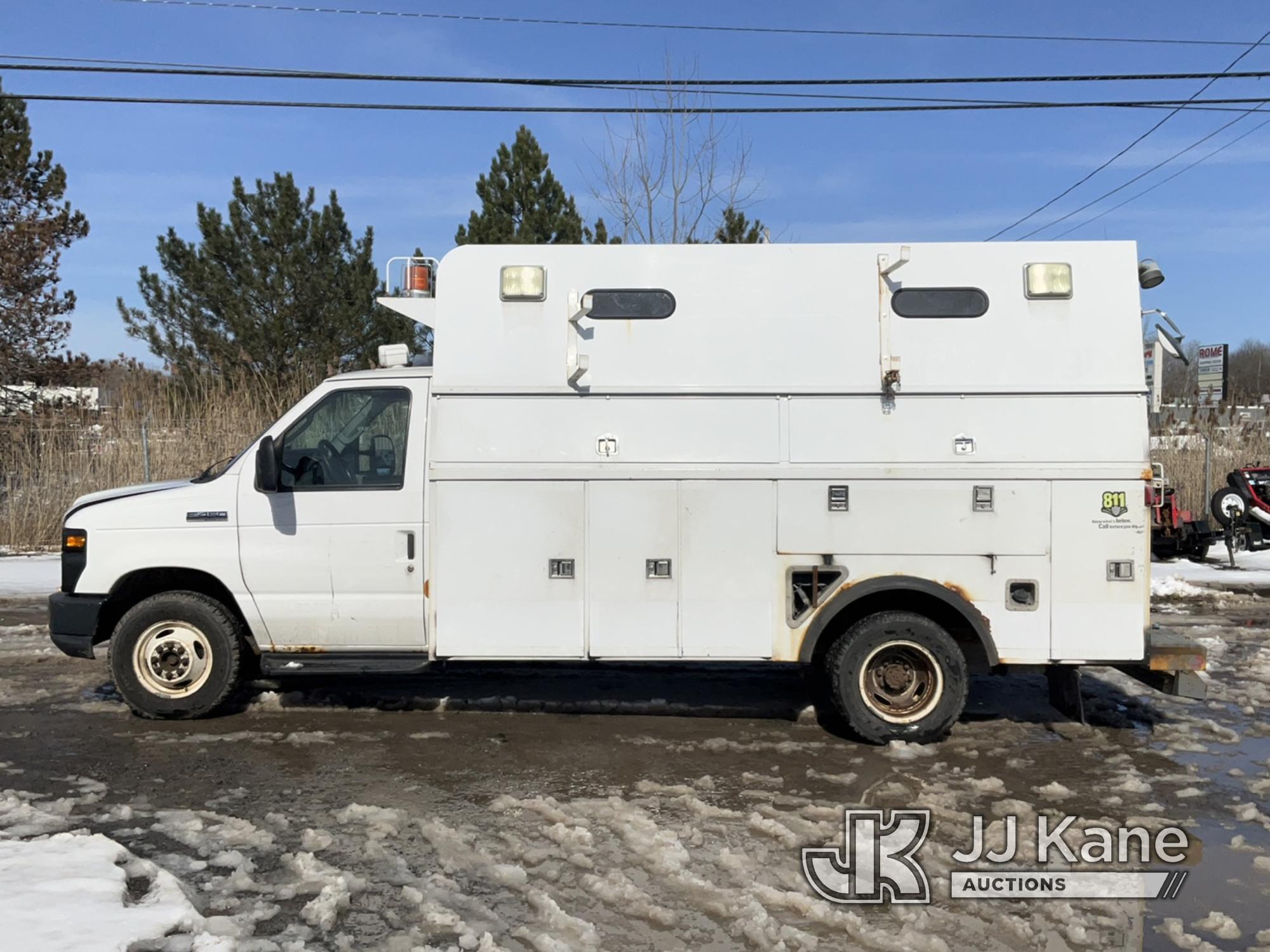 (Rome, NY) 2010 Ford E450 Cutaway Enclosed Service Van Runs & Moves, Body & Rust Damage