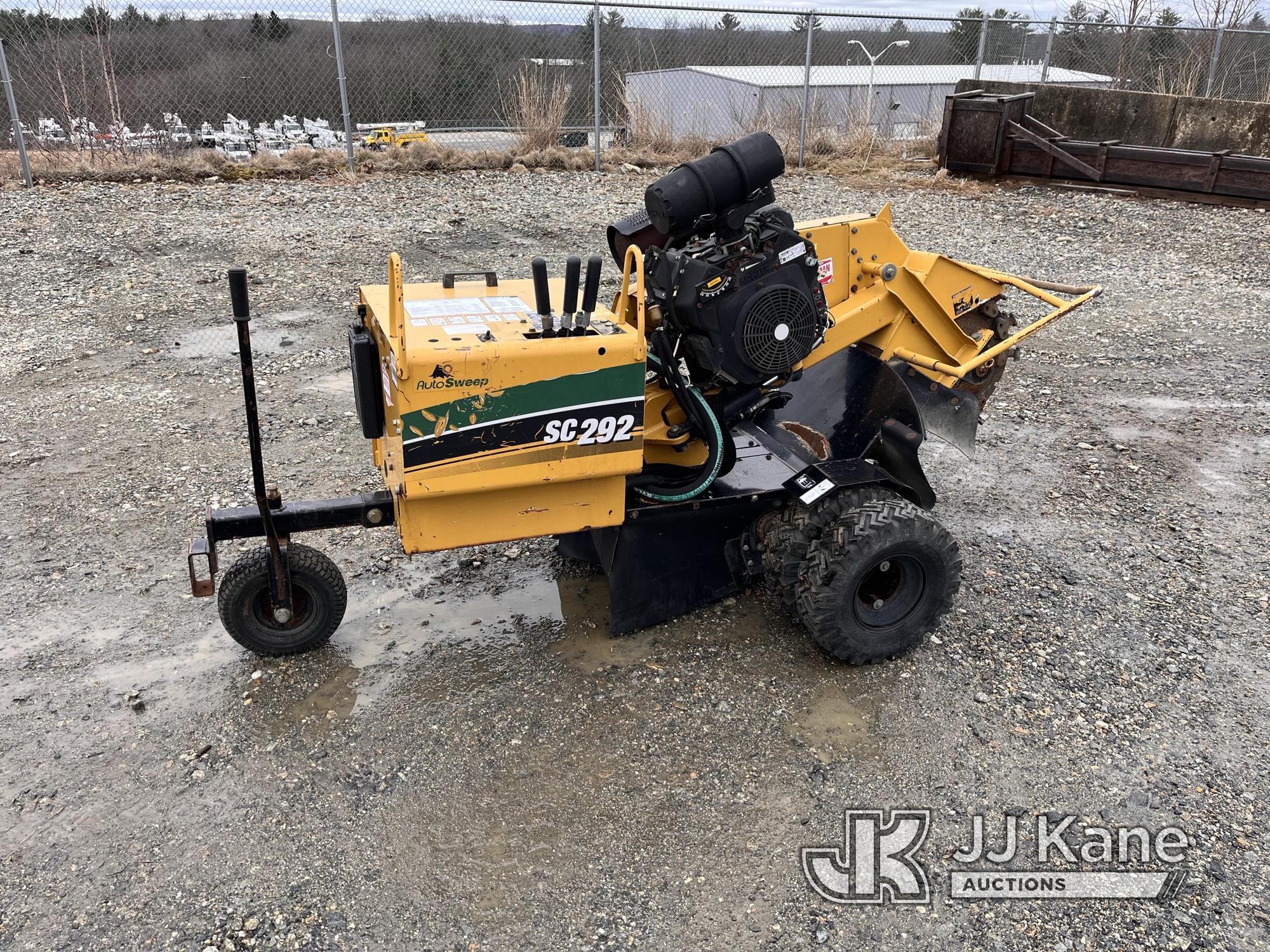 (Shrewsbury, MA) 2014 Vermeer SC292 Stump Grinder No Title) (Runs & Operates