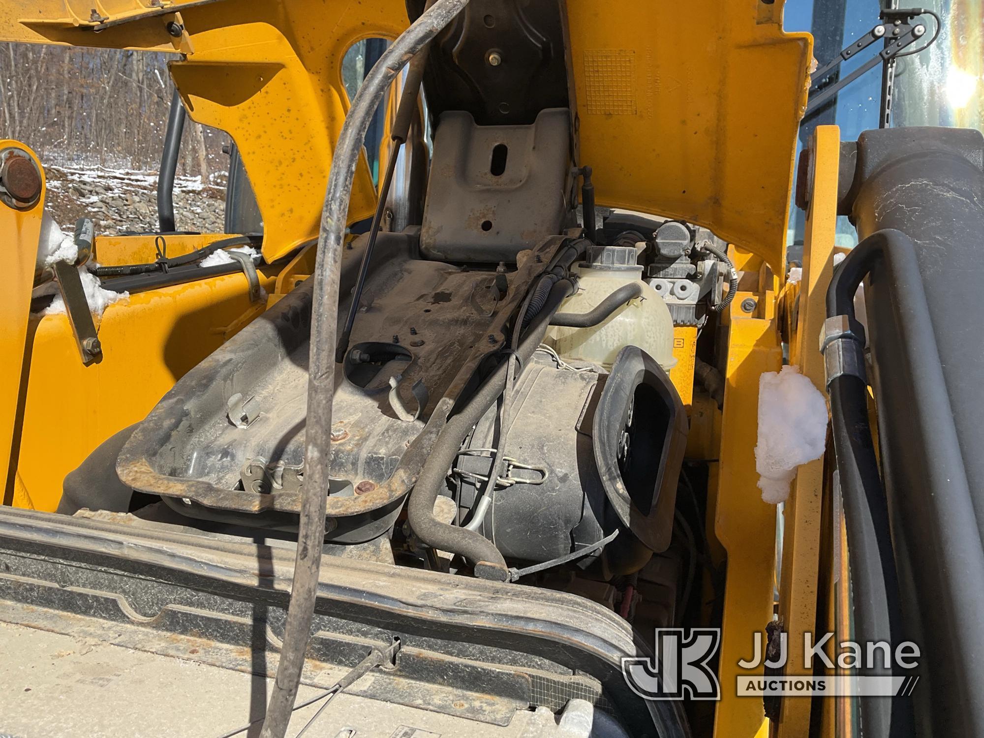 (Shrewsbury, MA) 2016 JCB 3CX-14 4x4 Tractor Loader Backhoe Runs, Moves & Operates