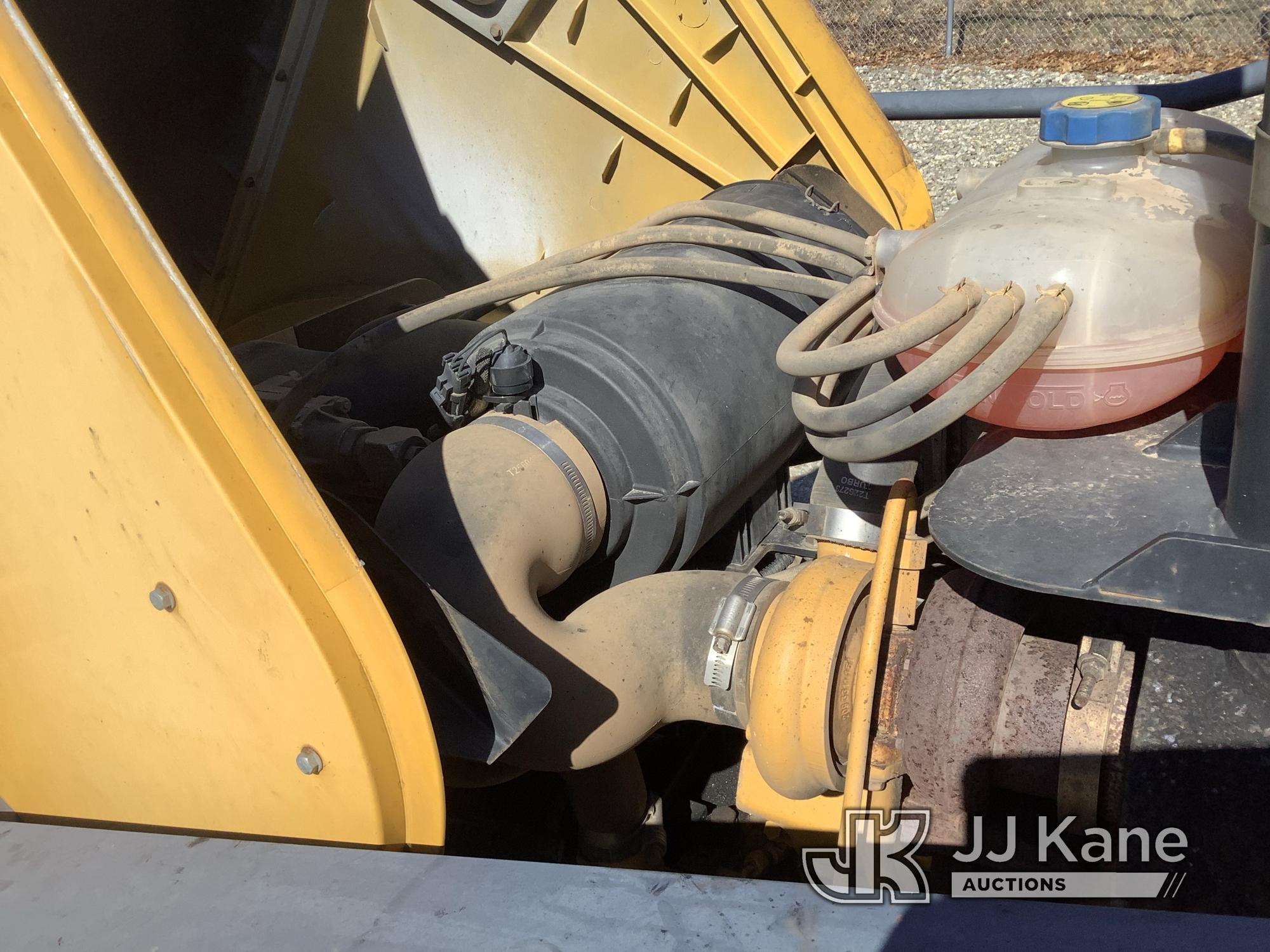 (Shrewsbury, MA) 2011 John Deere 310SJ Tractor Loader Backhoe No Title) (Runs, Moves & Operates) (Ba